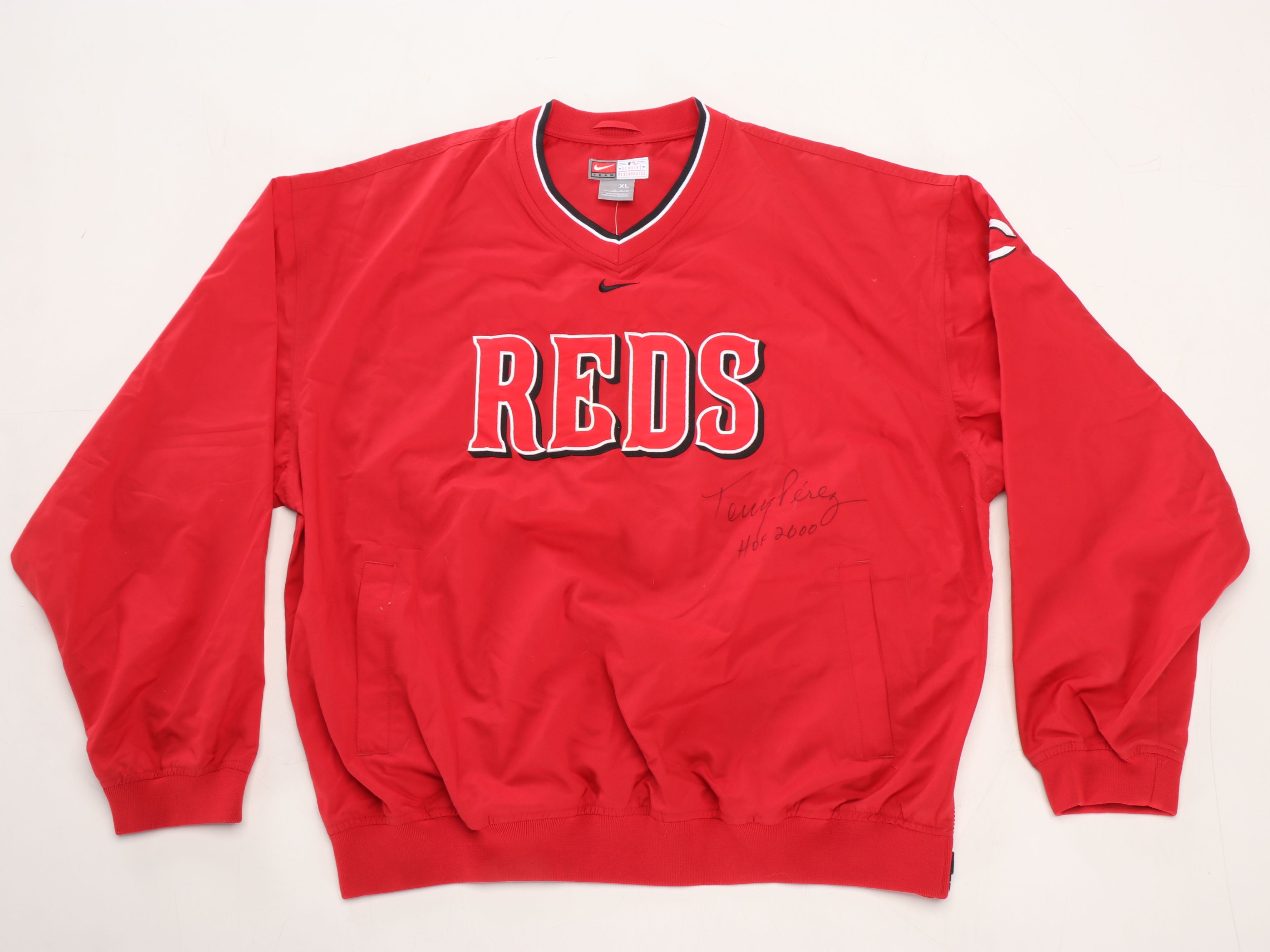 Tony Perez Signed Cincinnnati Reds Jacket with Pete Rose Signed Print