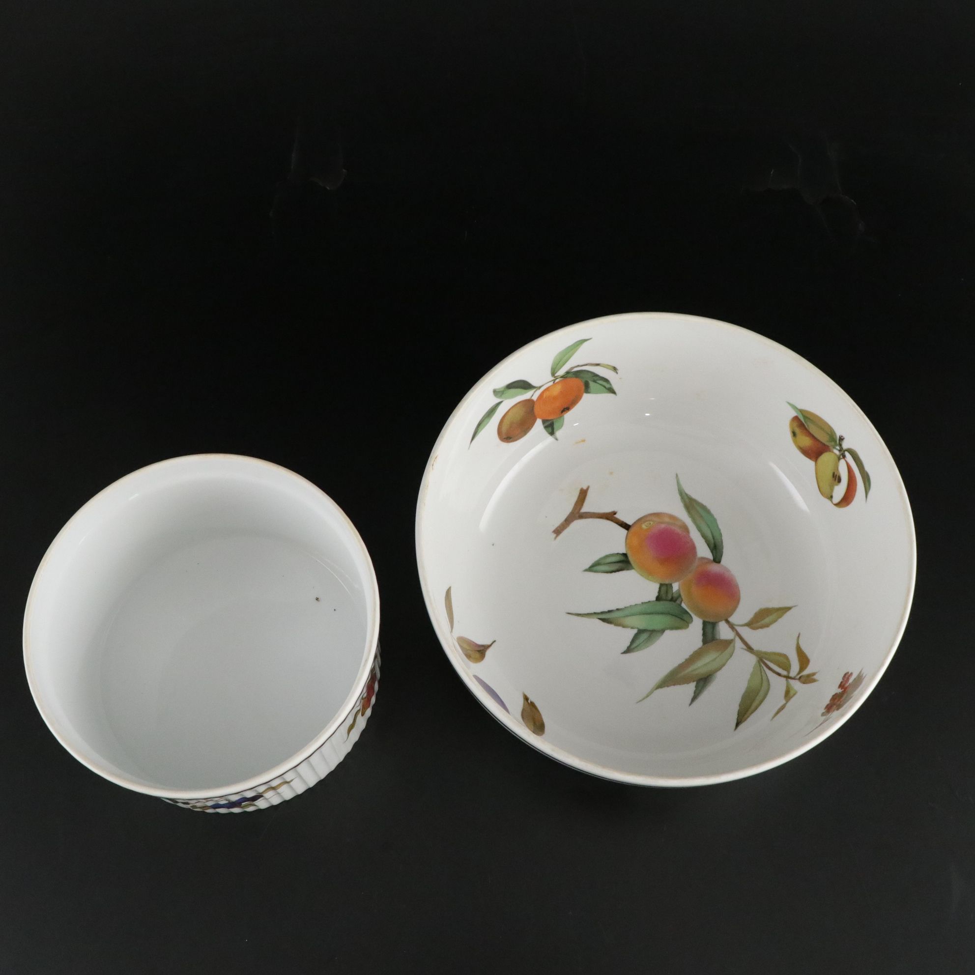 Royal Worcester "Evesham Gold" Serveware, Platters and Casserole Dishes