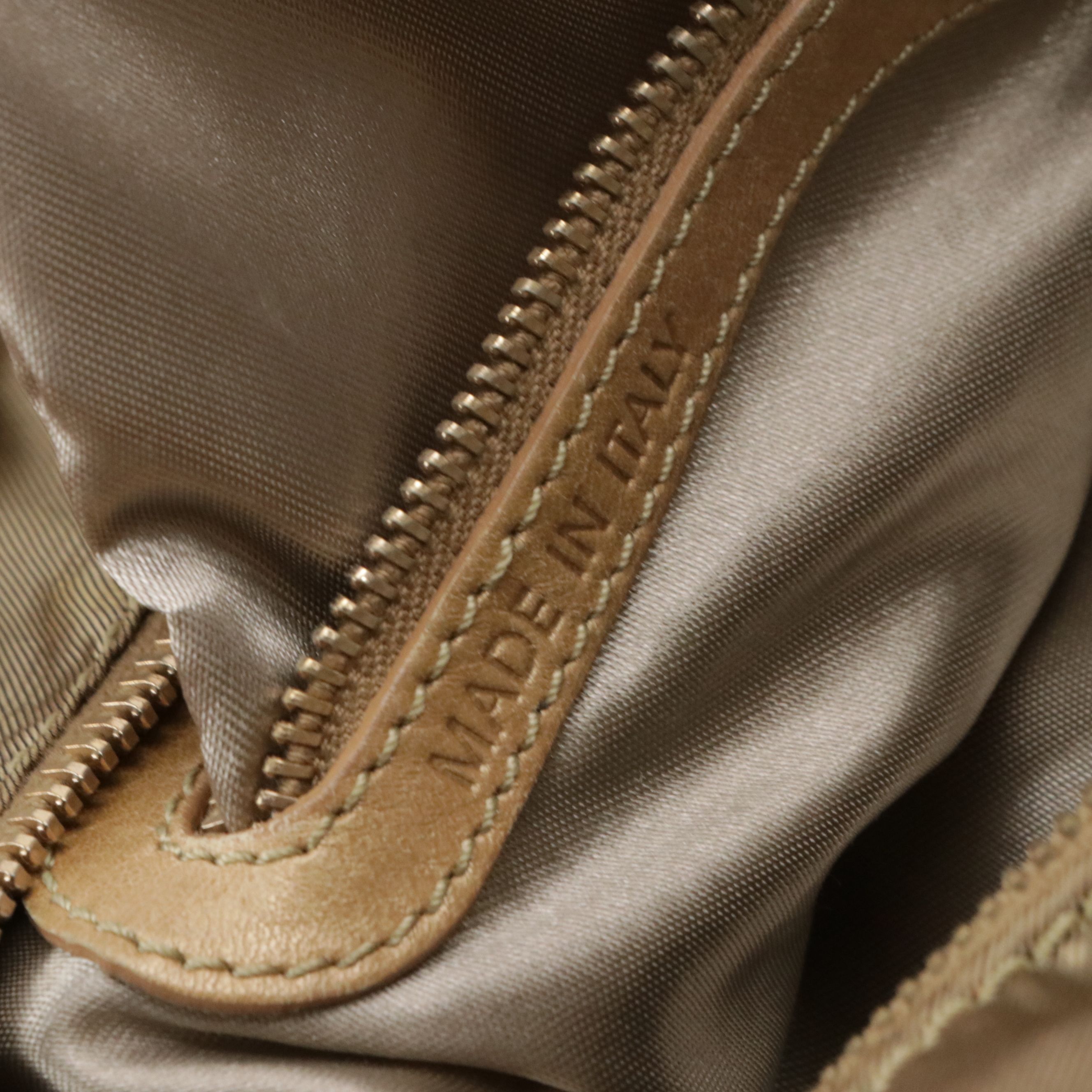 Tod's Pashmy Zip Tote Bag in Bronze Nylon and Leather