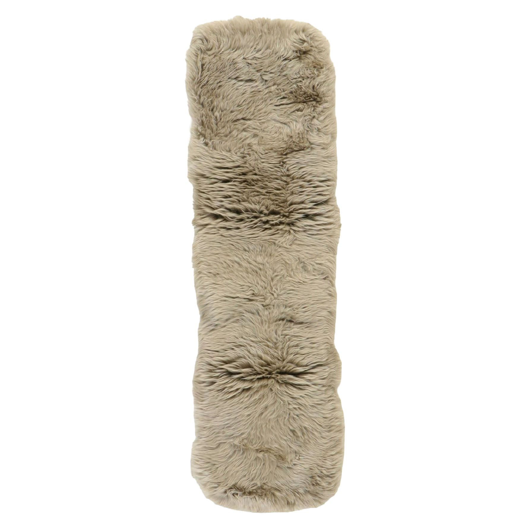 6' New Zealand Sheepskin Carpet Runner in Grey