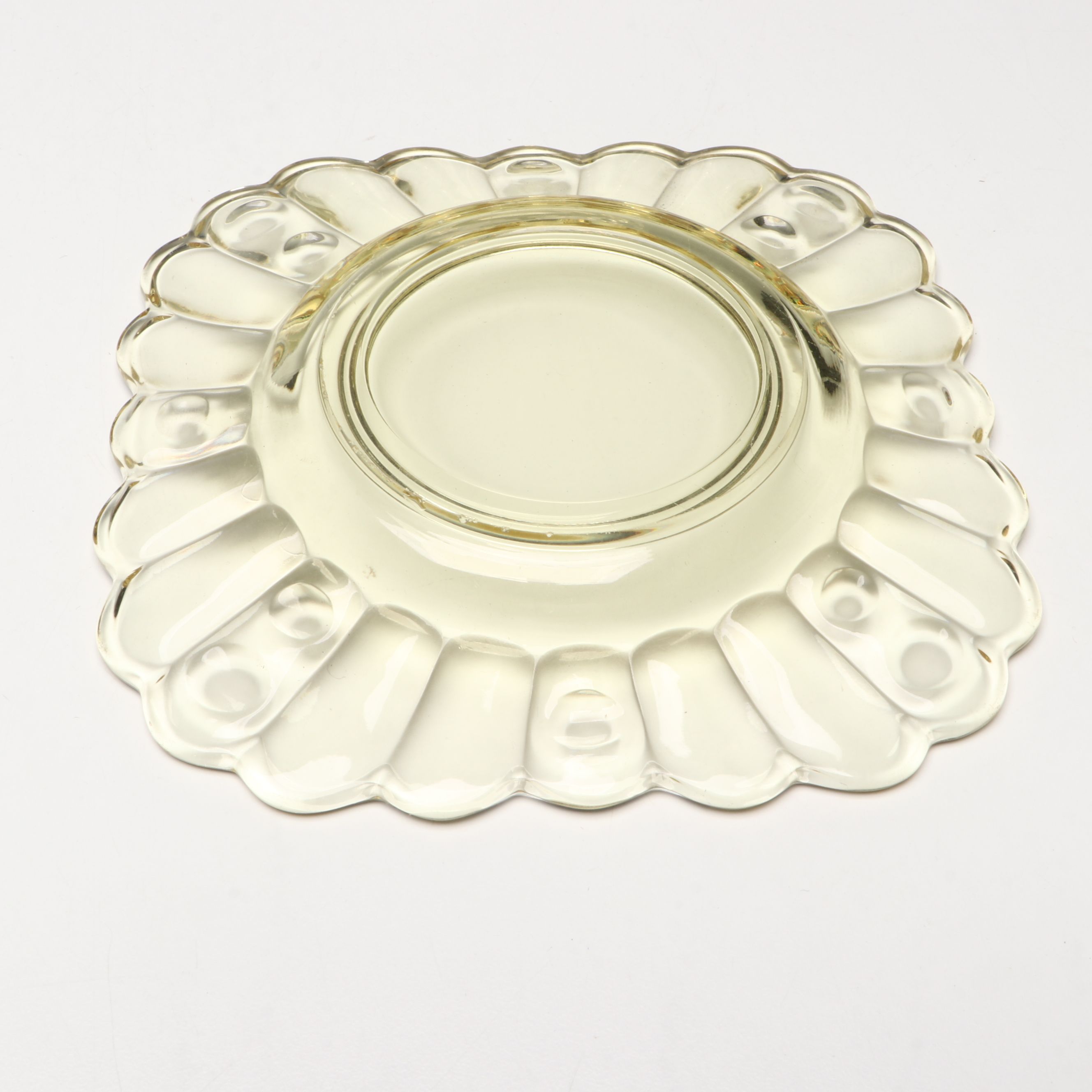 Heisey "Old Sandwich Yellow" Fruit Cocktail Glasses and Tableware, 1931-1937