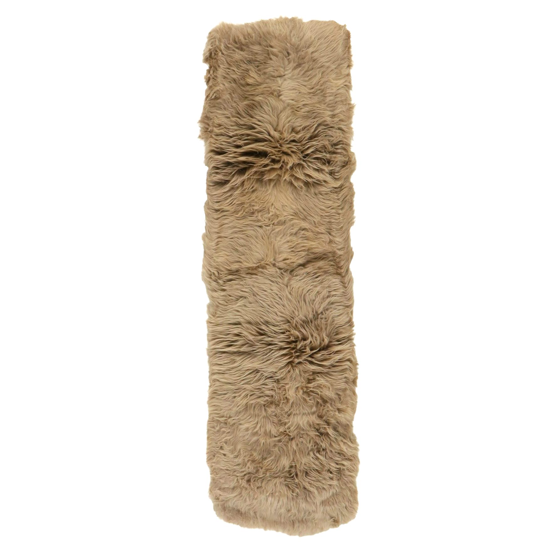 6' New Zealand Sheepskin Carpet Runner in Mocha