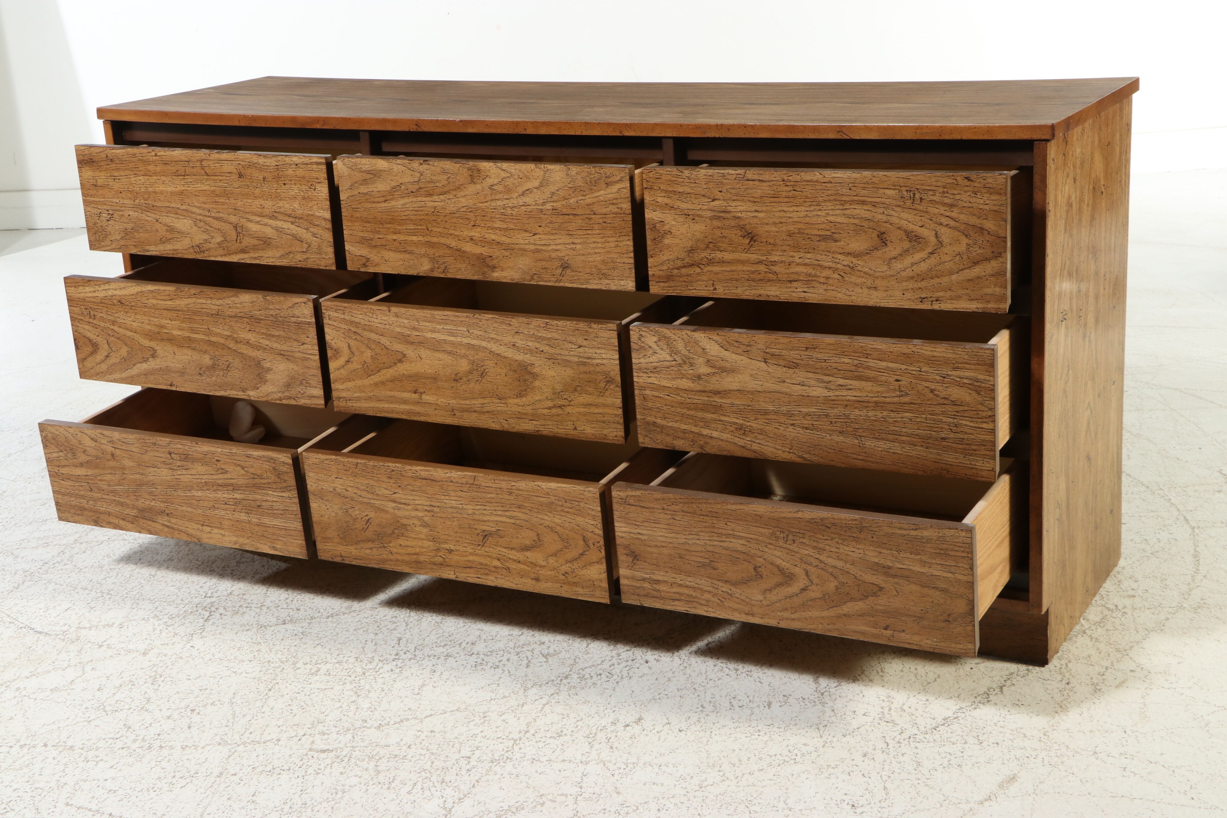 American Drew Mid Century Modern Style Dresser