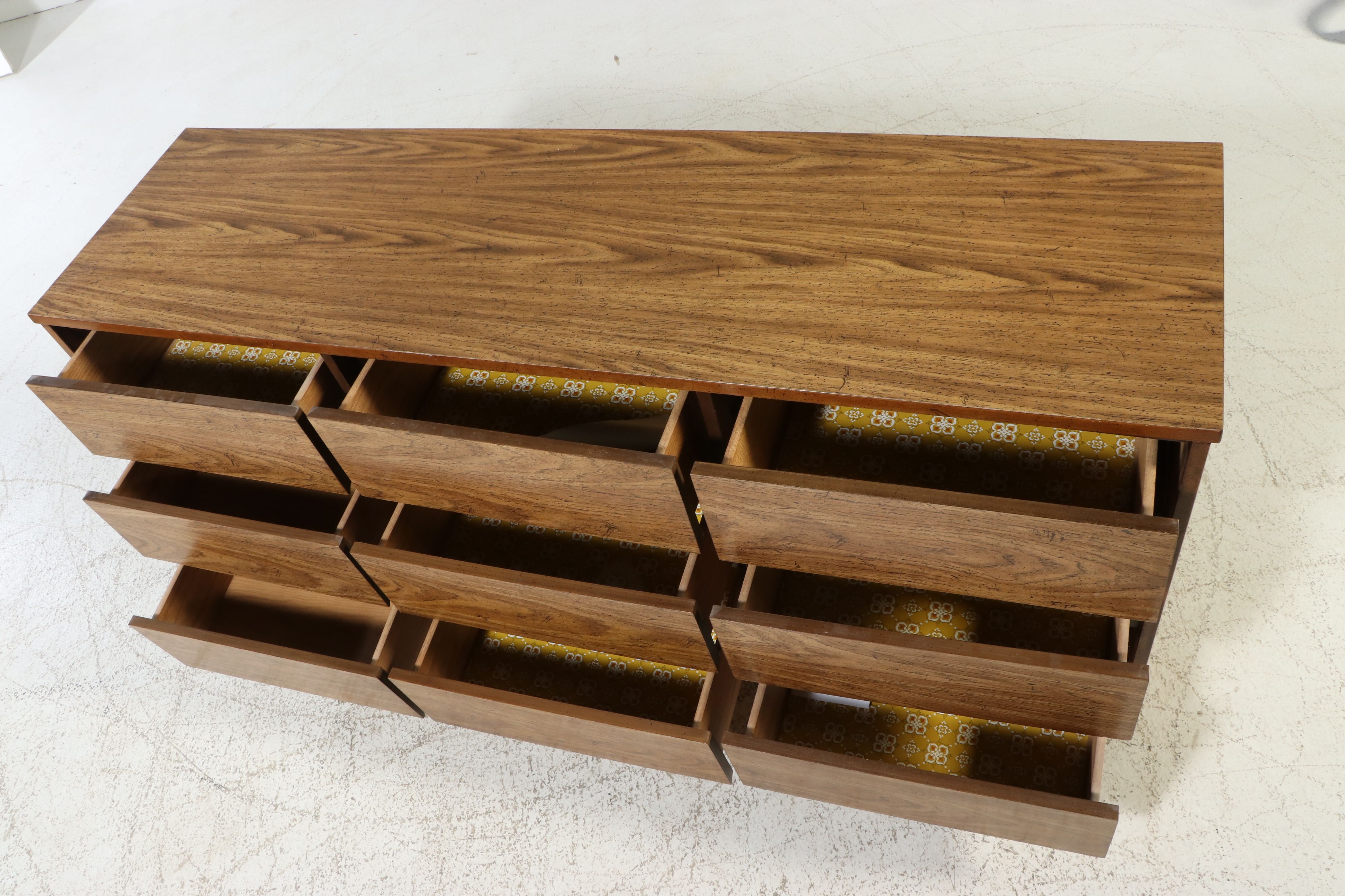 American Drew Mid Century Modern Style Dresser