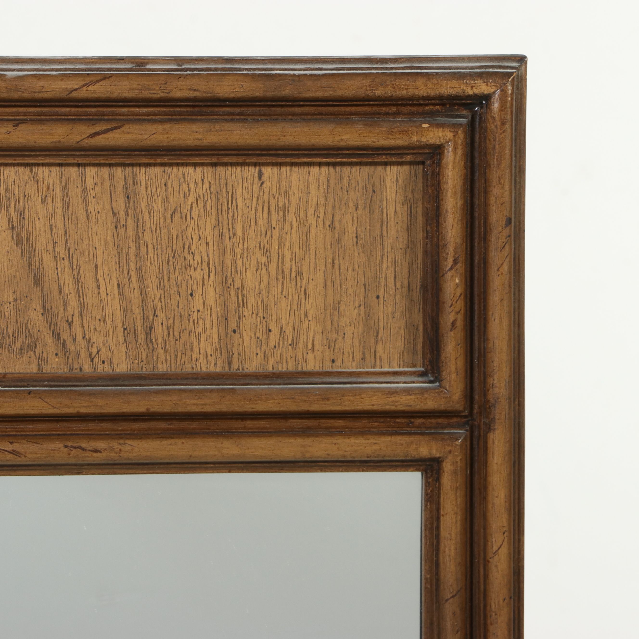 American Drew Mid Century Modern Style Dresser