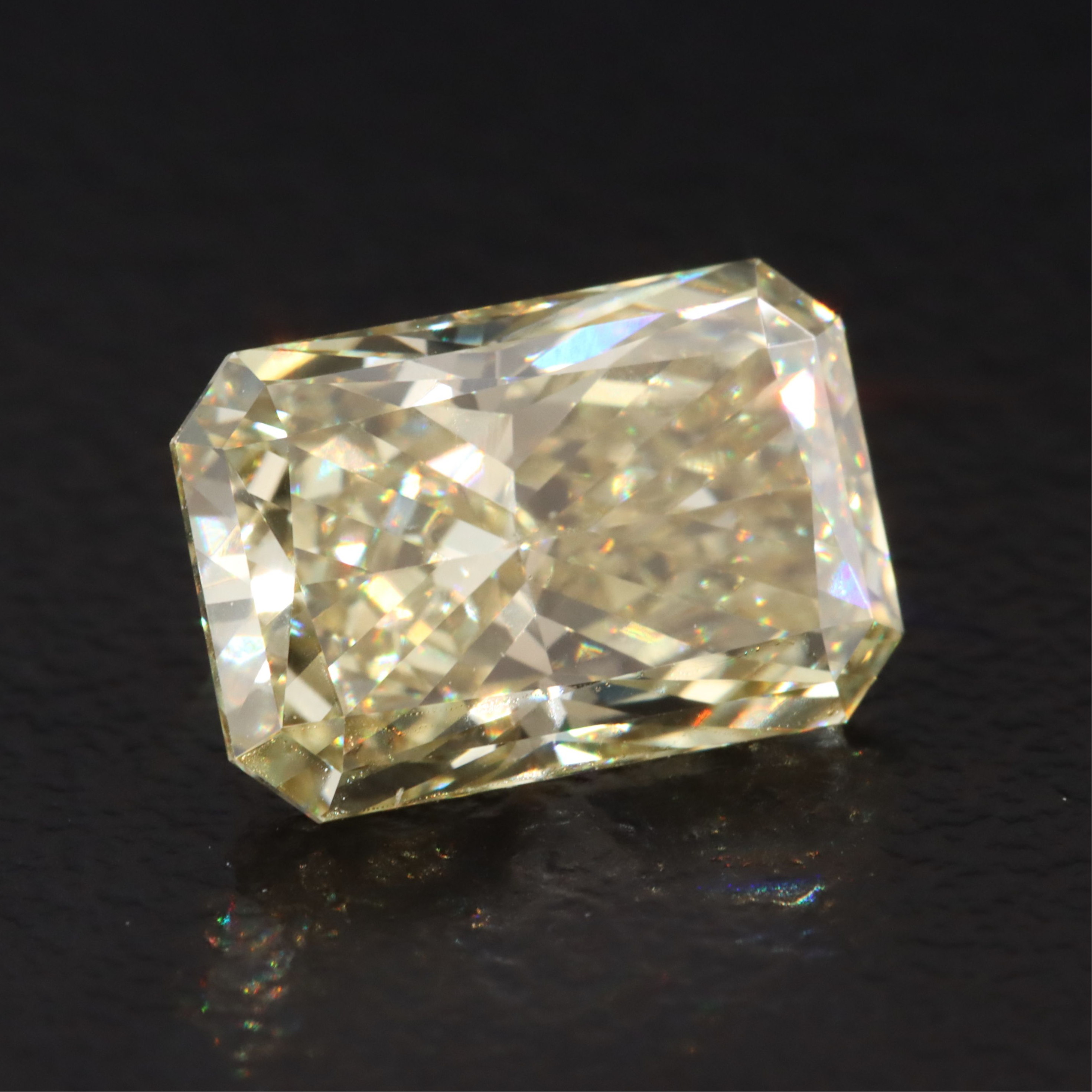 Loose 3.06 CT Lab Grown Fancy Yellow Diamond with IGI Report