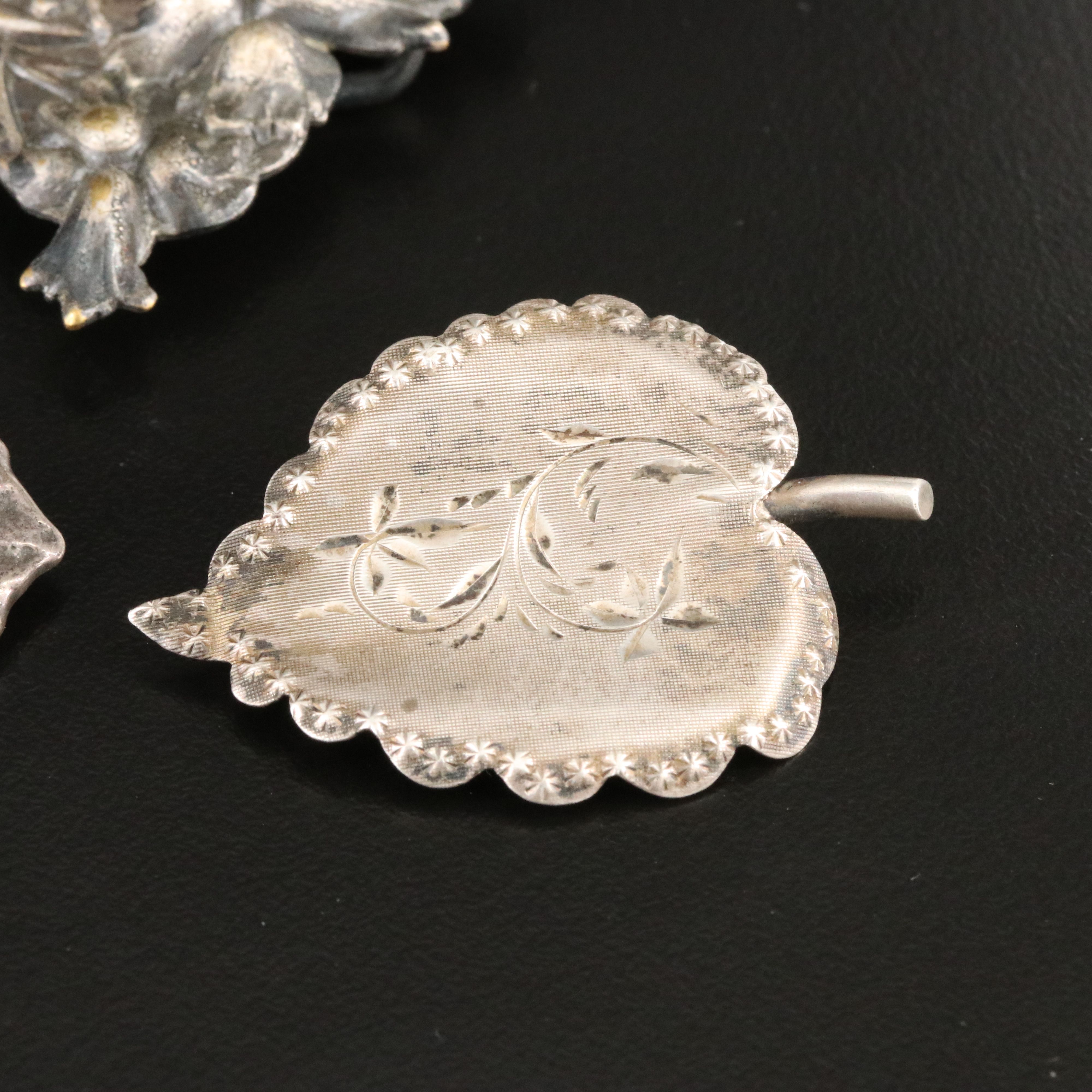 Vintage Silver Brooches & Single Belt Buckles Including Art Nouveau