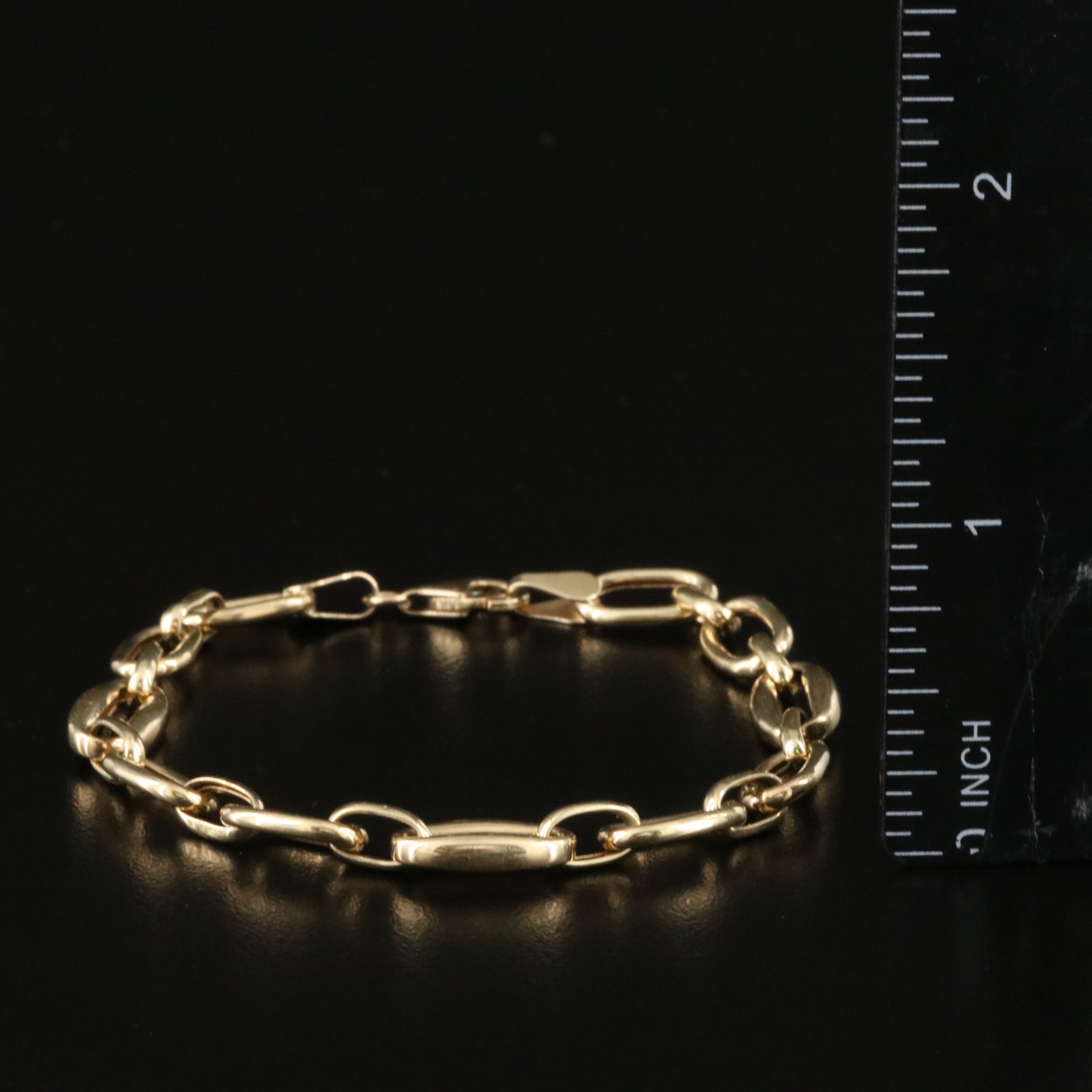 14K Oval Link Bracelet
