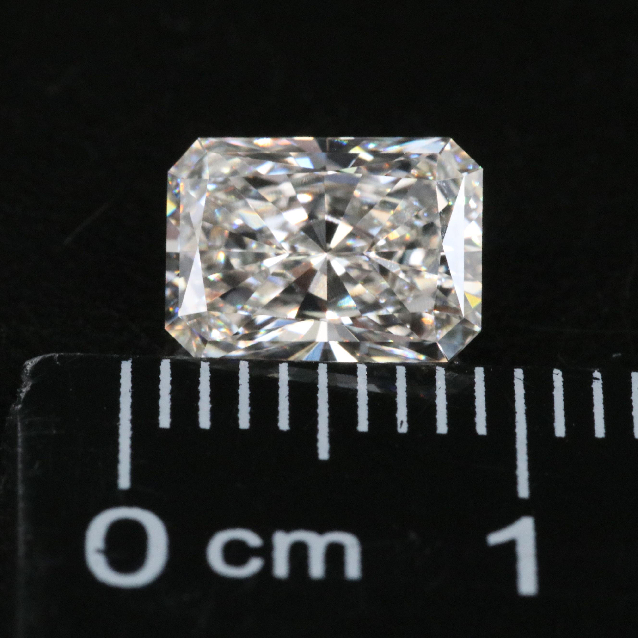 Loose 1.57 CT Lab Grown Diamond with IGI Report