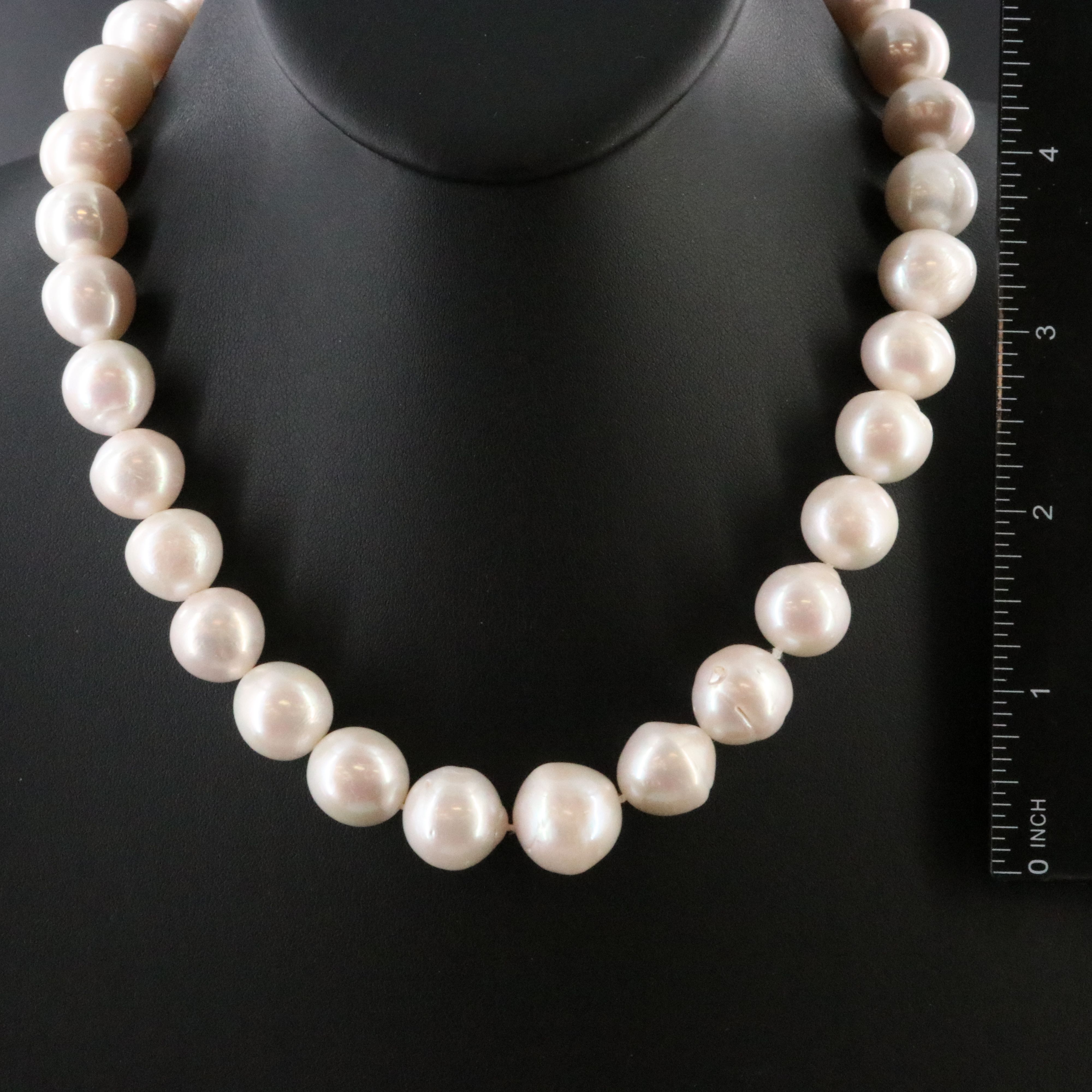 Pearl Necklace with 14K Clasp