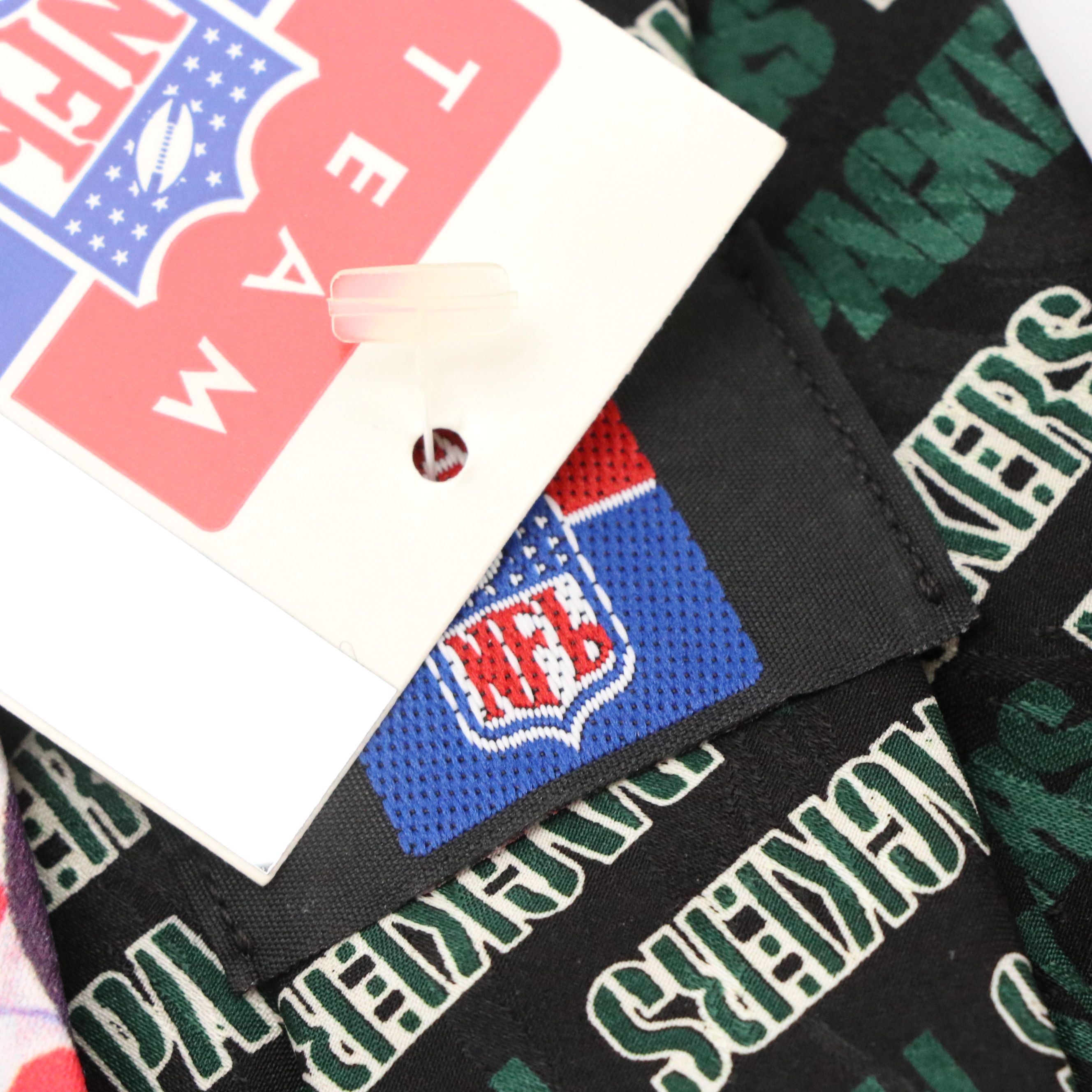 Louisville Cardinals, Green Bay Packers, Iowa Hawkeyes, Tampa Bay Lightning Ties