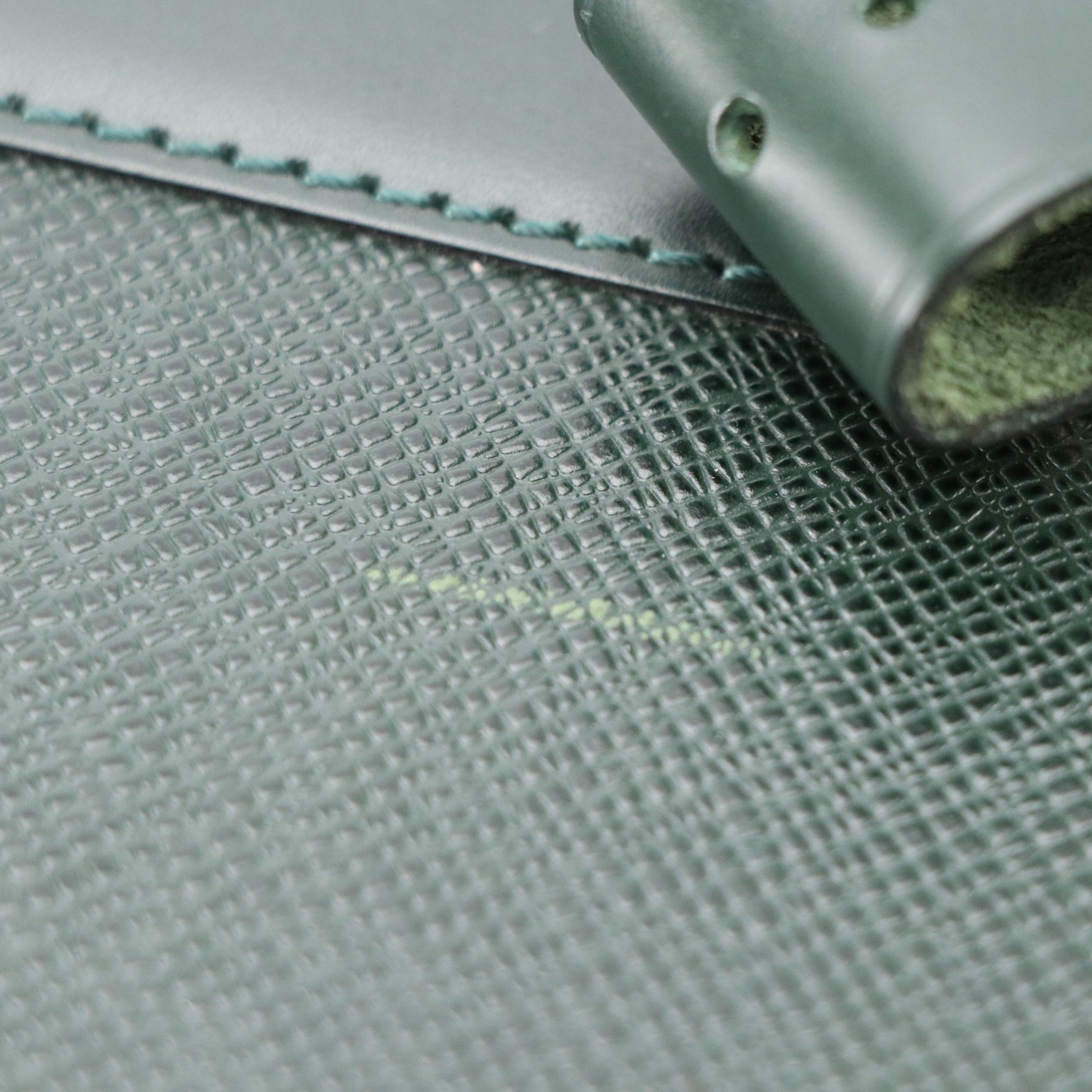 Louis Vuitton Helanga 1 Poche Travel Bag in Green Taïga Leather with Garment Bag