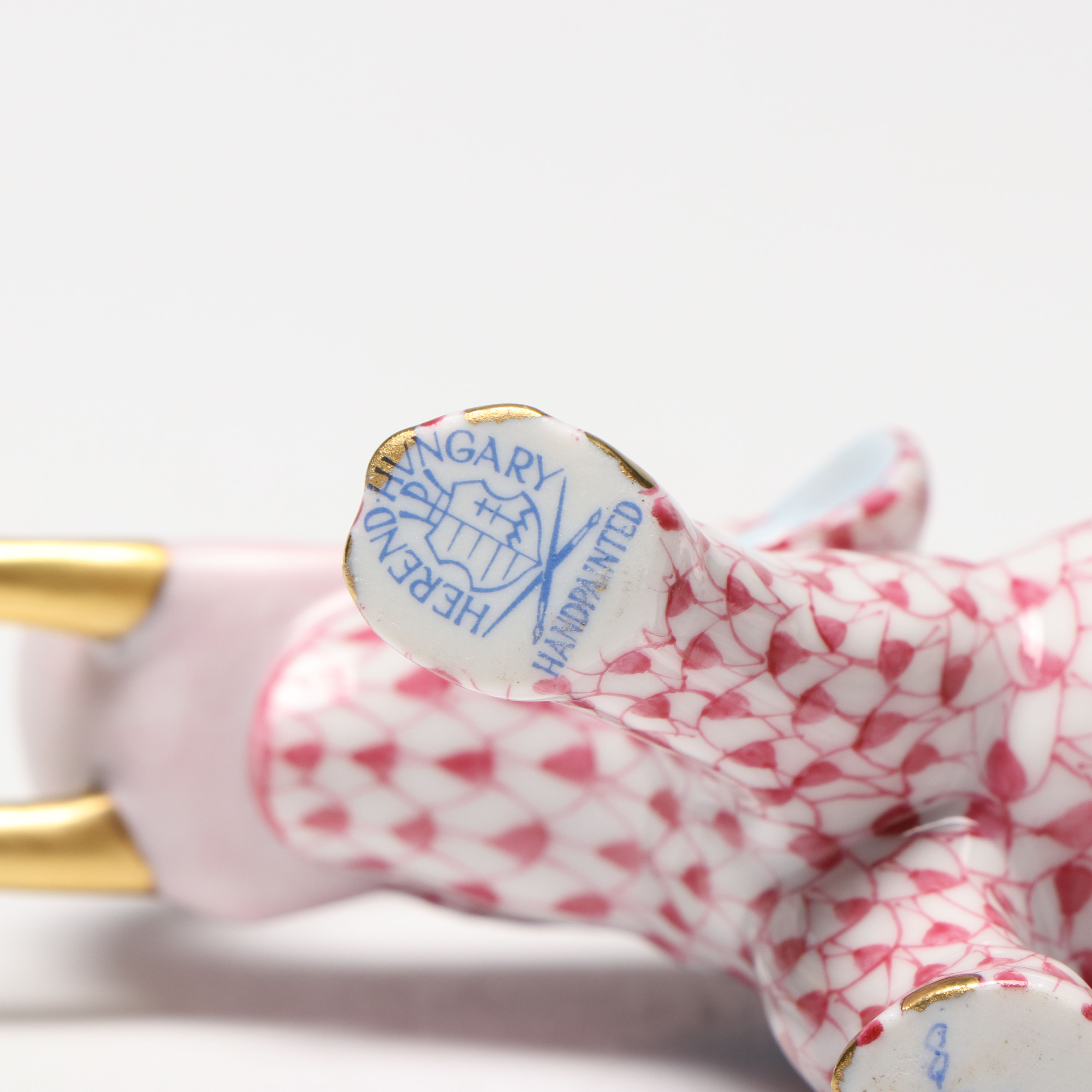 Herend Raspberry Fishnet with Gold "Elephant with Tusks" Porcelain Figurine