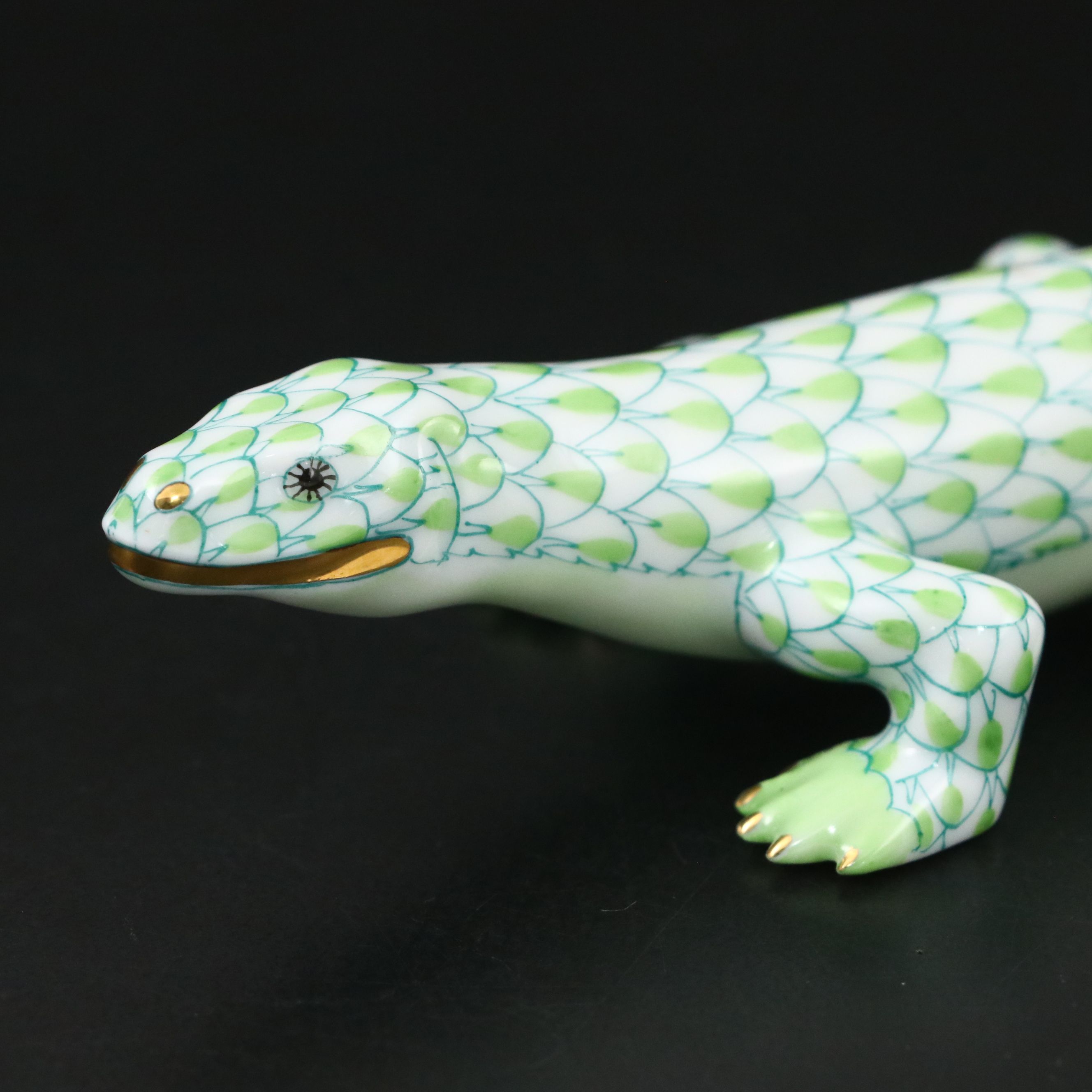 Herend Key Lime Fishnet with Gold “Komodo Dragon” Porcelain Figurine