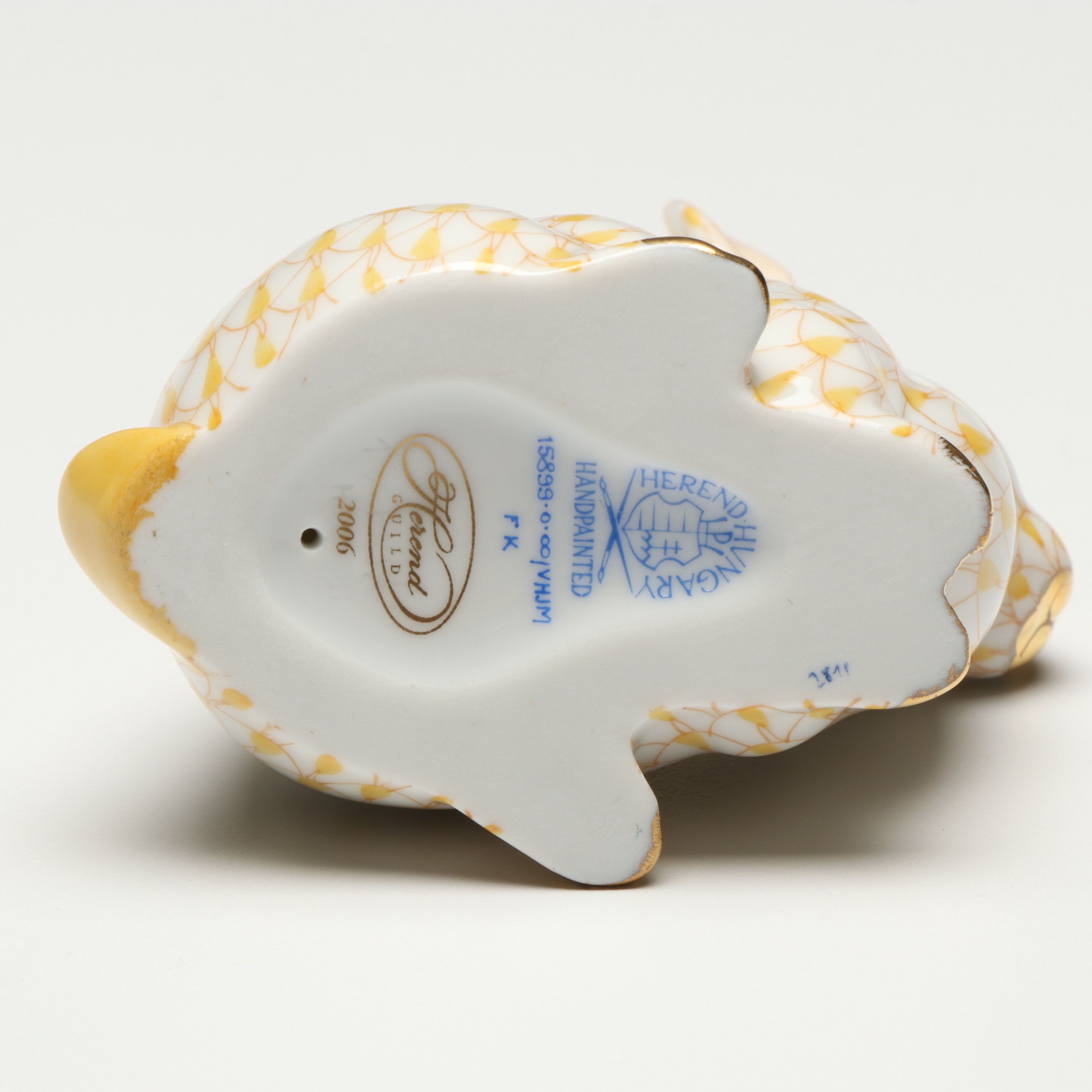 Herend Butterscotch Fishnet with Gold “Chubby Bunny” Porcelain Figurine