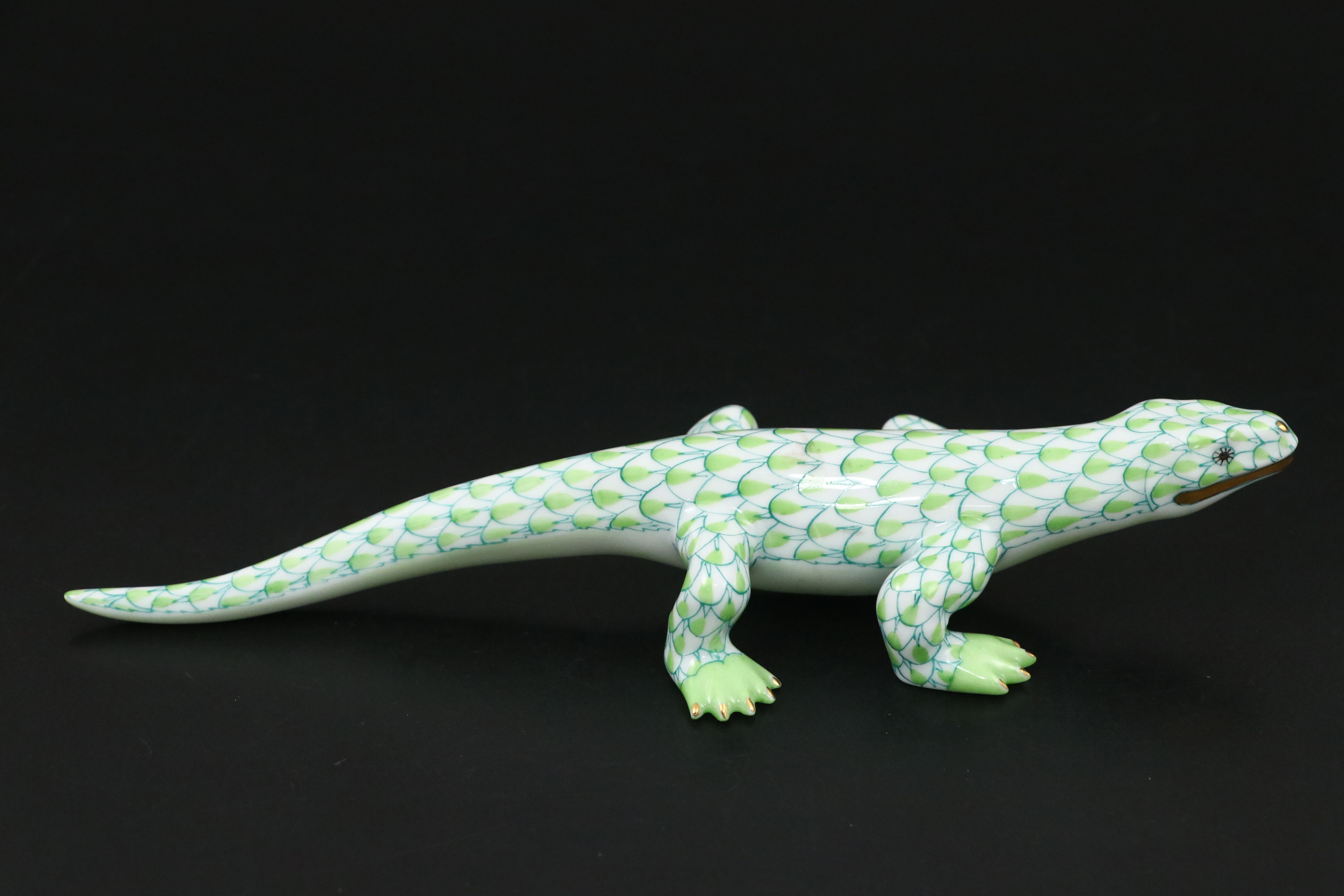 Herend Key Lime Fishnet with Gold “Komodo Dragon” Porcelain Figurine