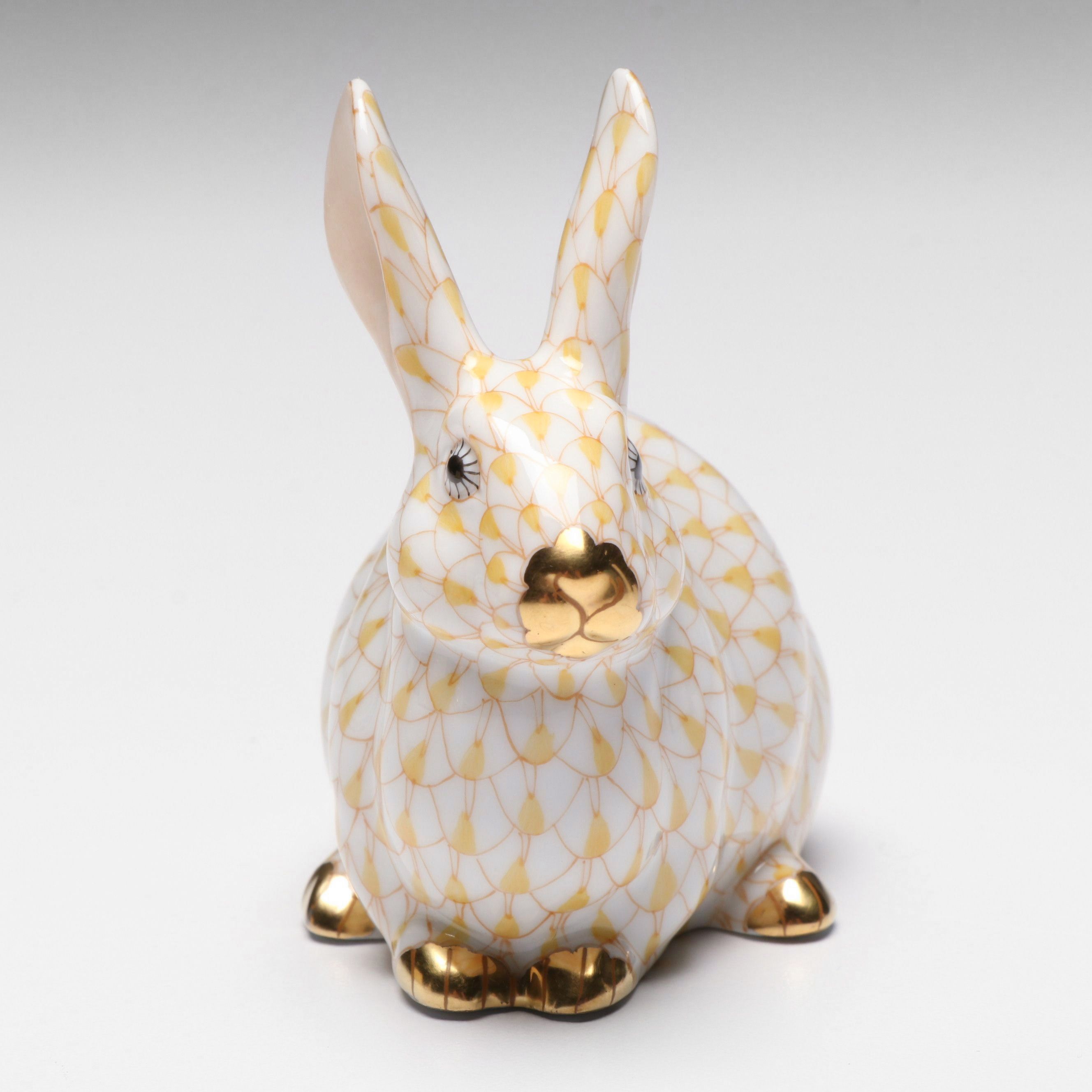 Herend Butterscotch Fishnet with Gold “Chubby Bunny” Porcelain Figurine