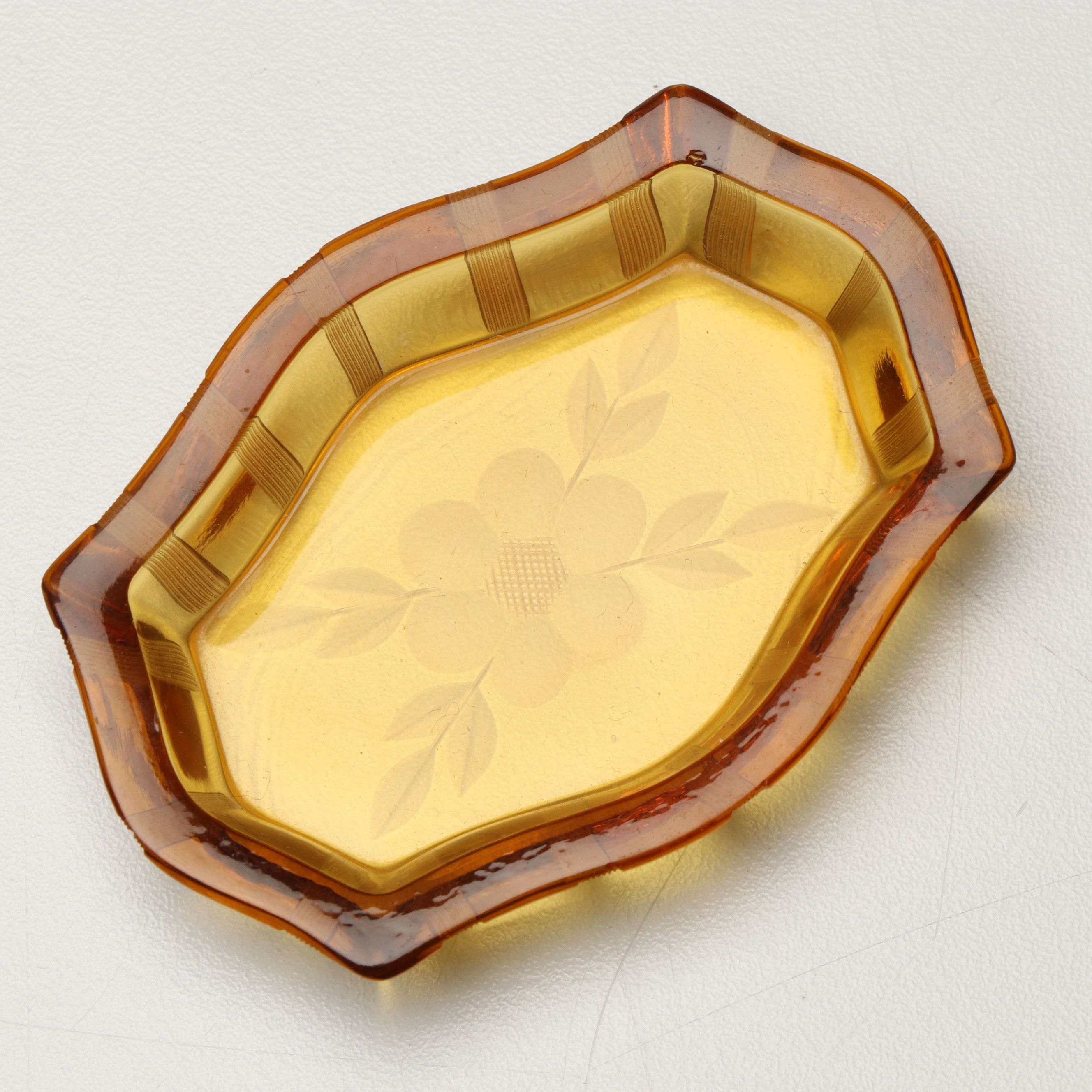 Heisey Sandwich Glass Souvenir Coasters with More Amber Glass Table Accessories