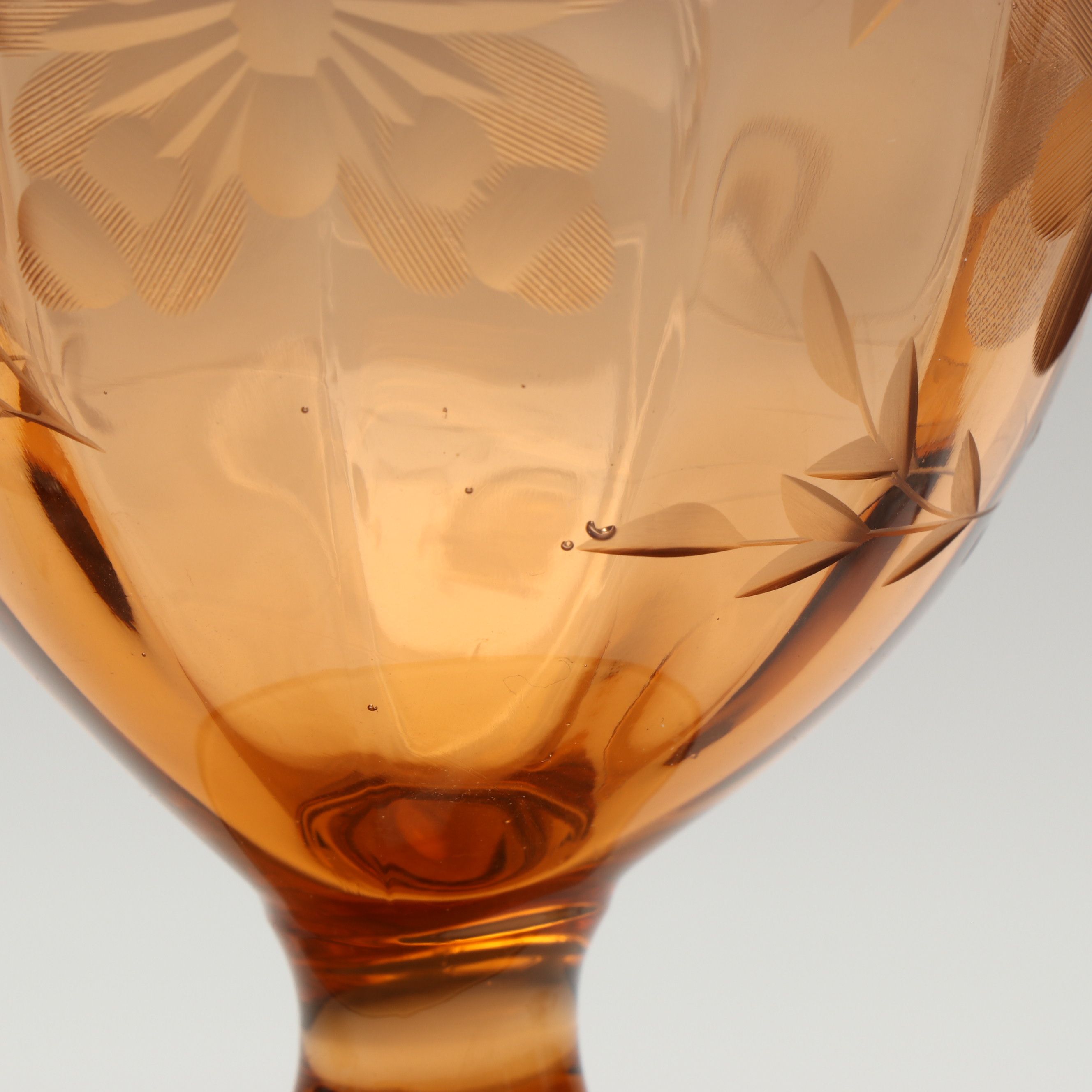 Heisey Sandwich Glass Souvenir Coasters with More Amber Glass Table Accessories