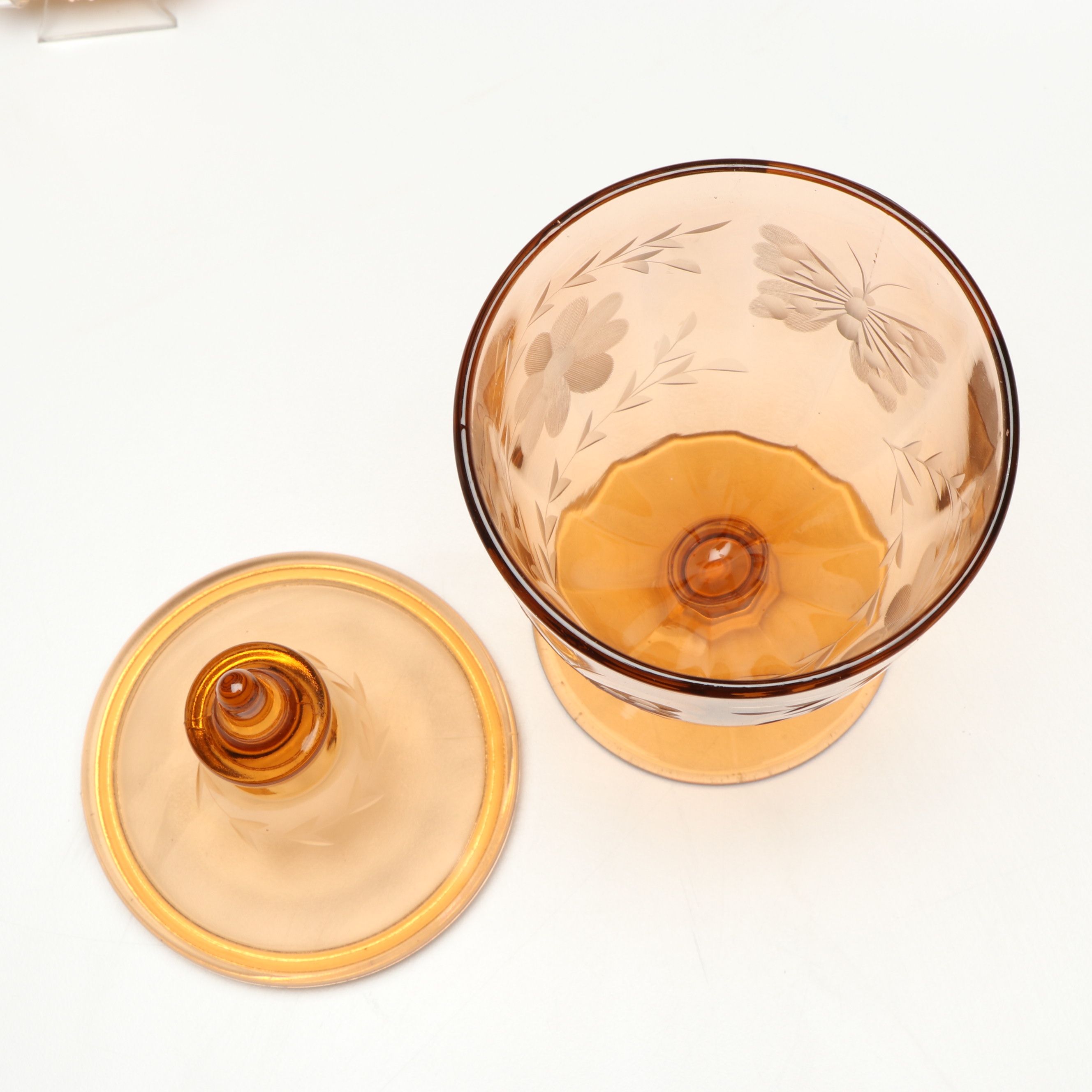 Heisey Sandwich Glass Souvenir Coasters with More Amber Glass Table Accessories
