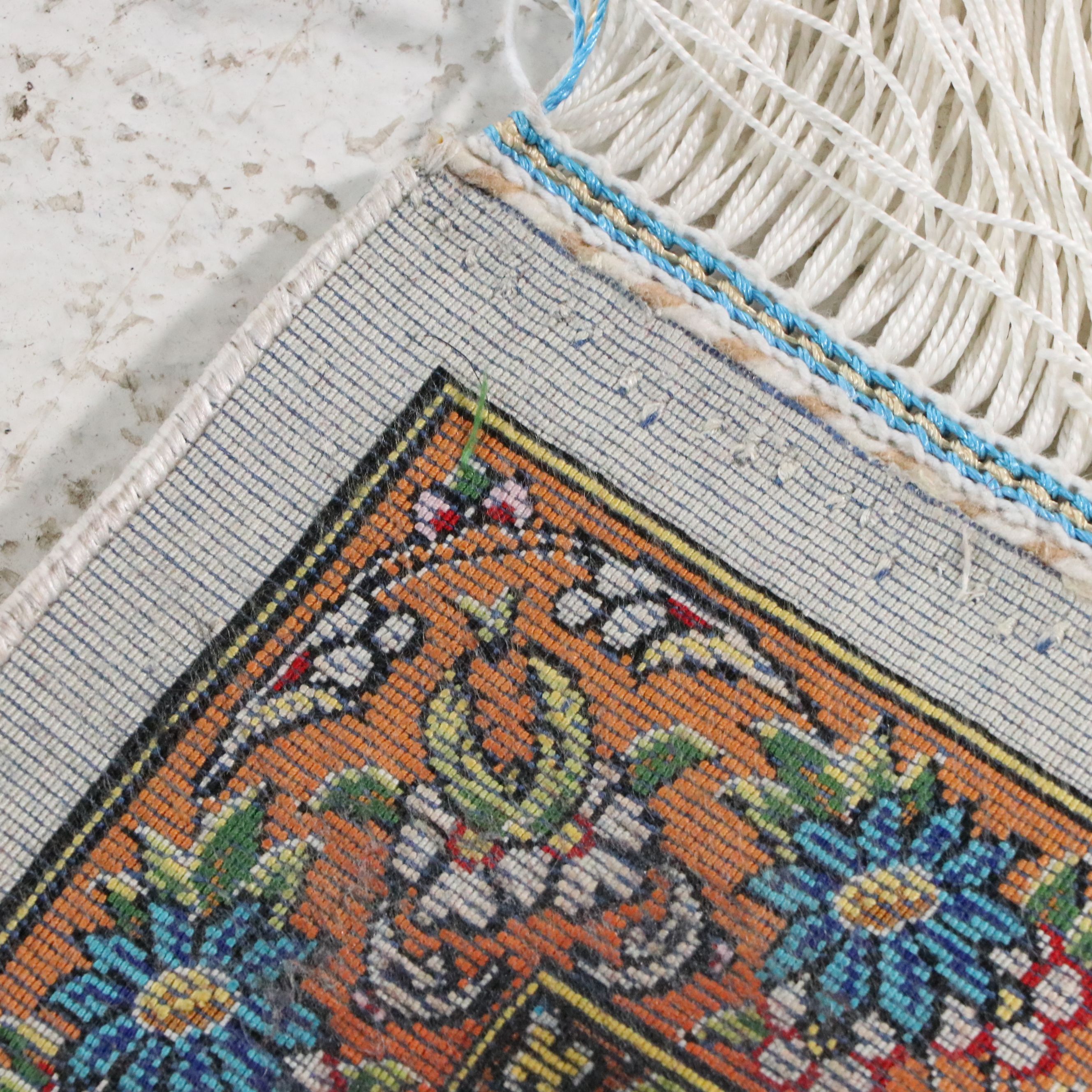 2´8 x 4´6 Power Loomed Turkish Peacock and Animal Pictorial Art Silk Accent Rug