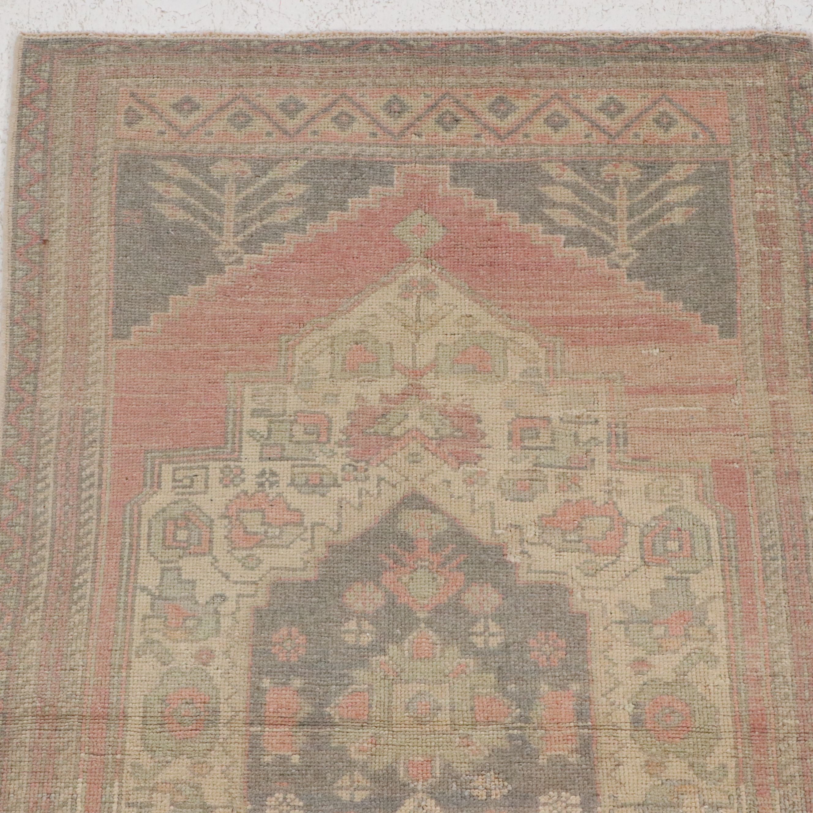 3'1 x 6' Hand-Knotted Turkish Anatolian Style Area Rug