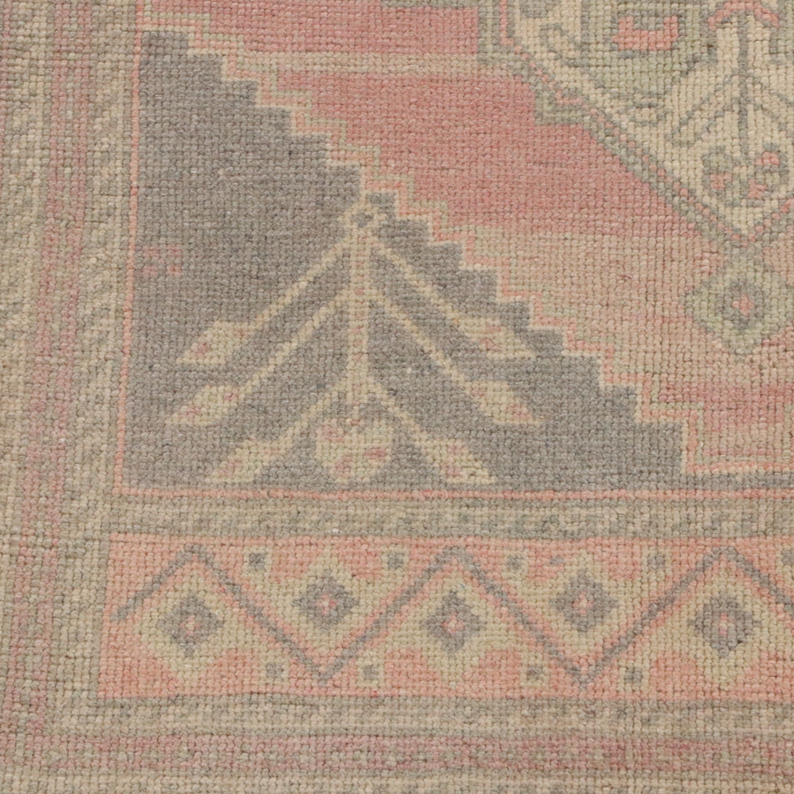 3'1 x 6' Hand-Knotted Turkish Anatolian Style Area Rug
