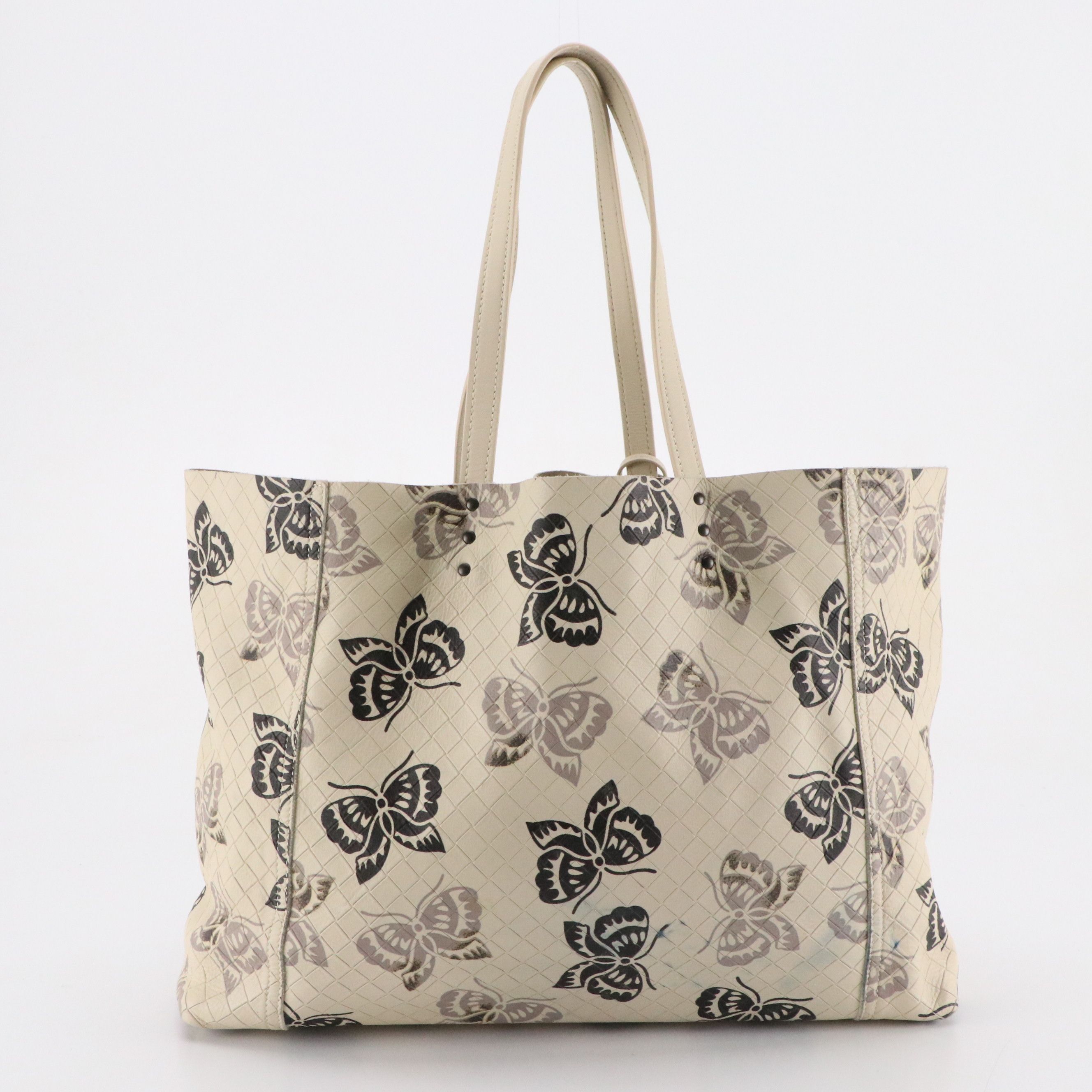 Bottega Veneta Shoulder Tote in Butterfly Printed Ivory Intreccio Mirage Leather