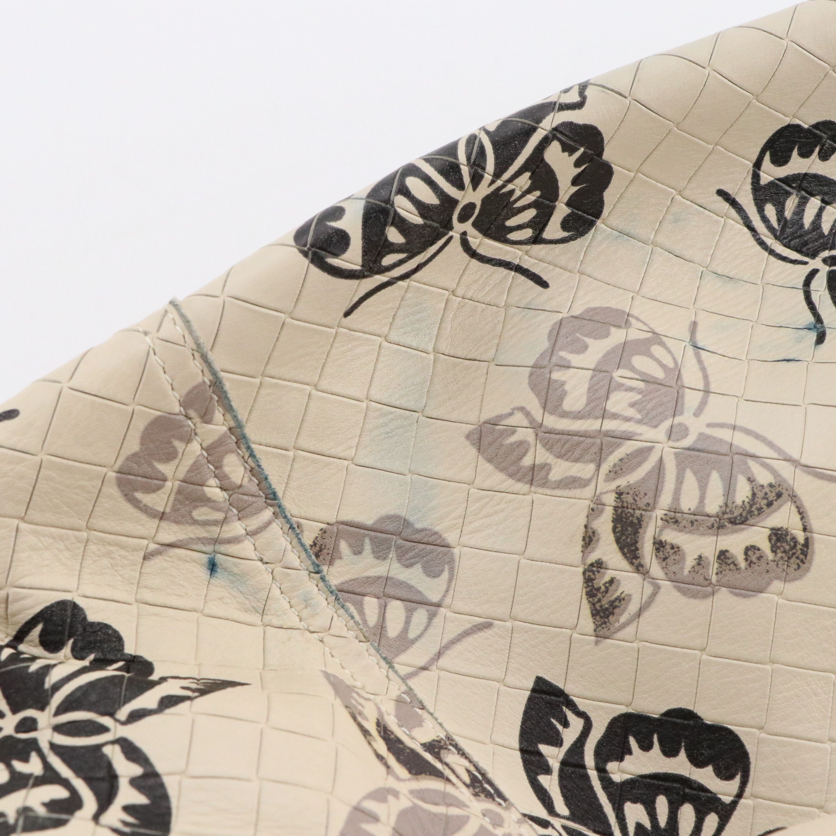 Bottega Veneta Shoulder Tote in Butterfly Printed Ivory Intreccio Mirage Leather