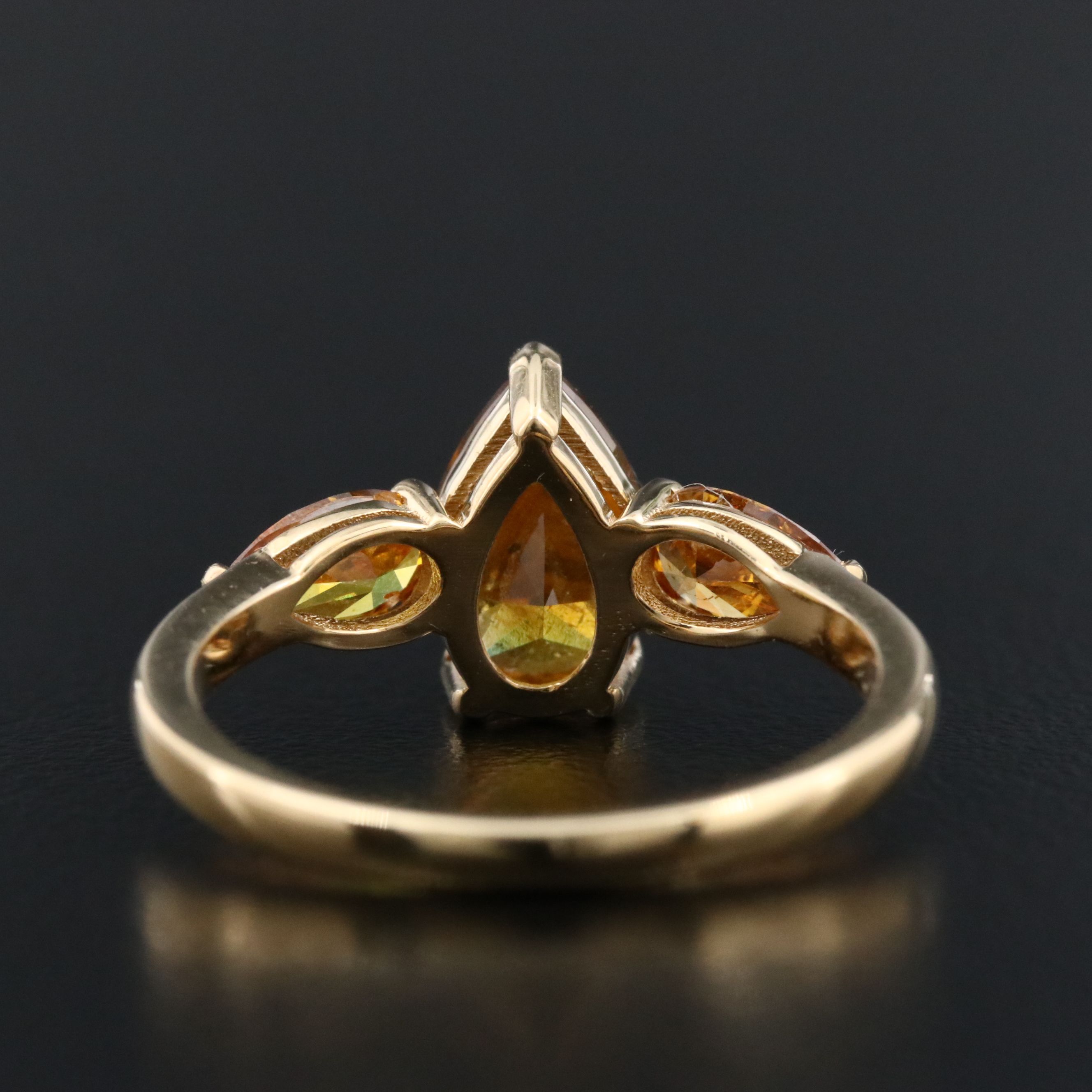 18K 2.67 CTW Fancy Diamond Ring with IGI Jewelry Report