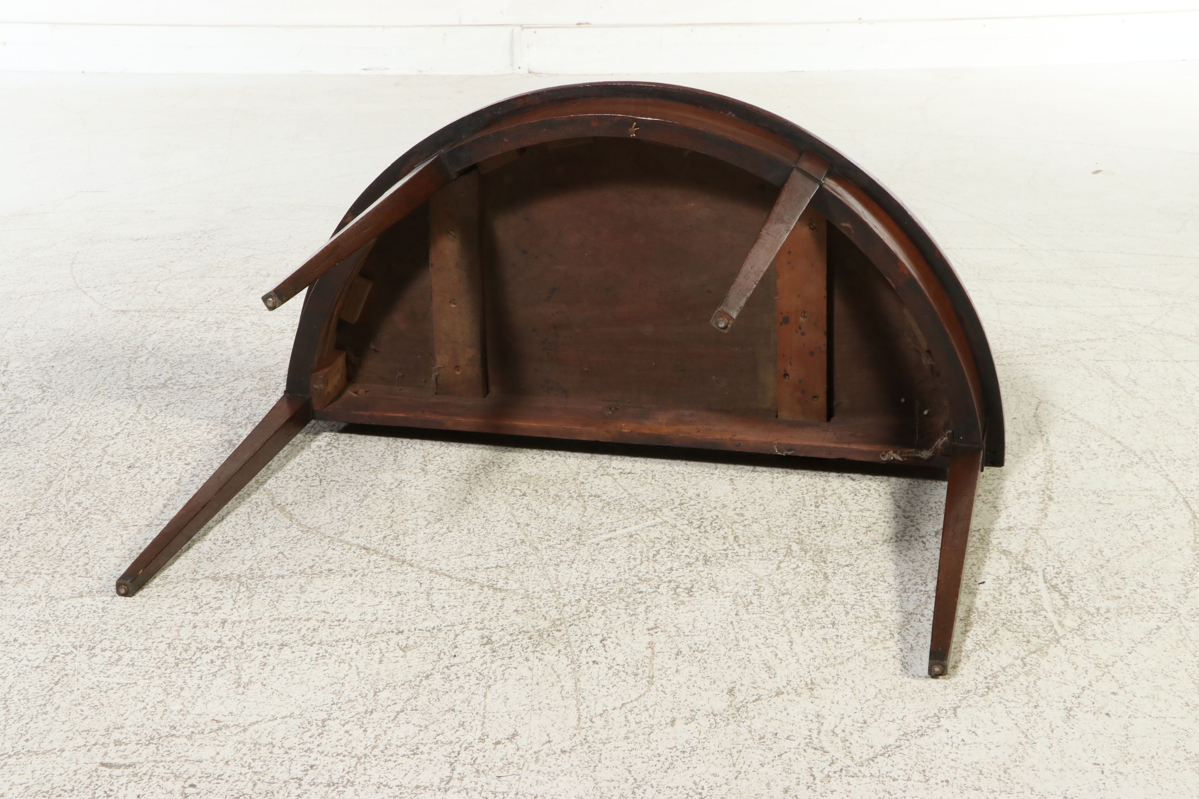 Hepplewhite Style Mahogany Demilune Console Table, Late 19th/Early 20th Century