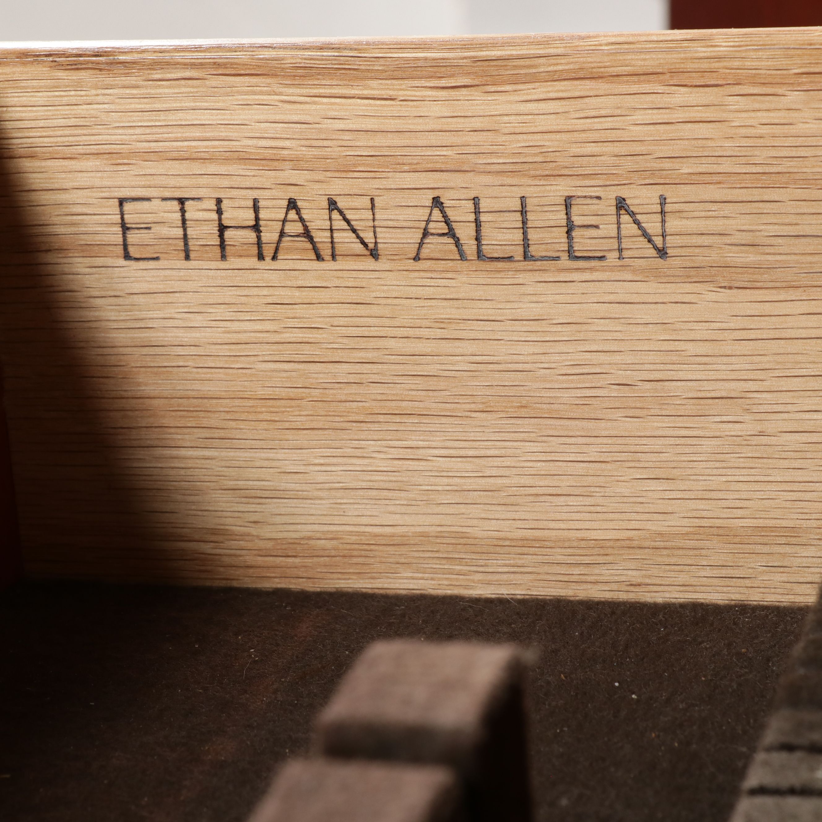 Ethan Allen Hepplewhite Style Mahogany Sideboard, 1995