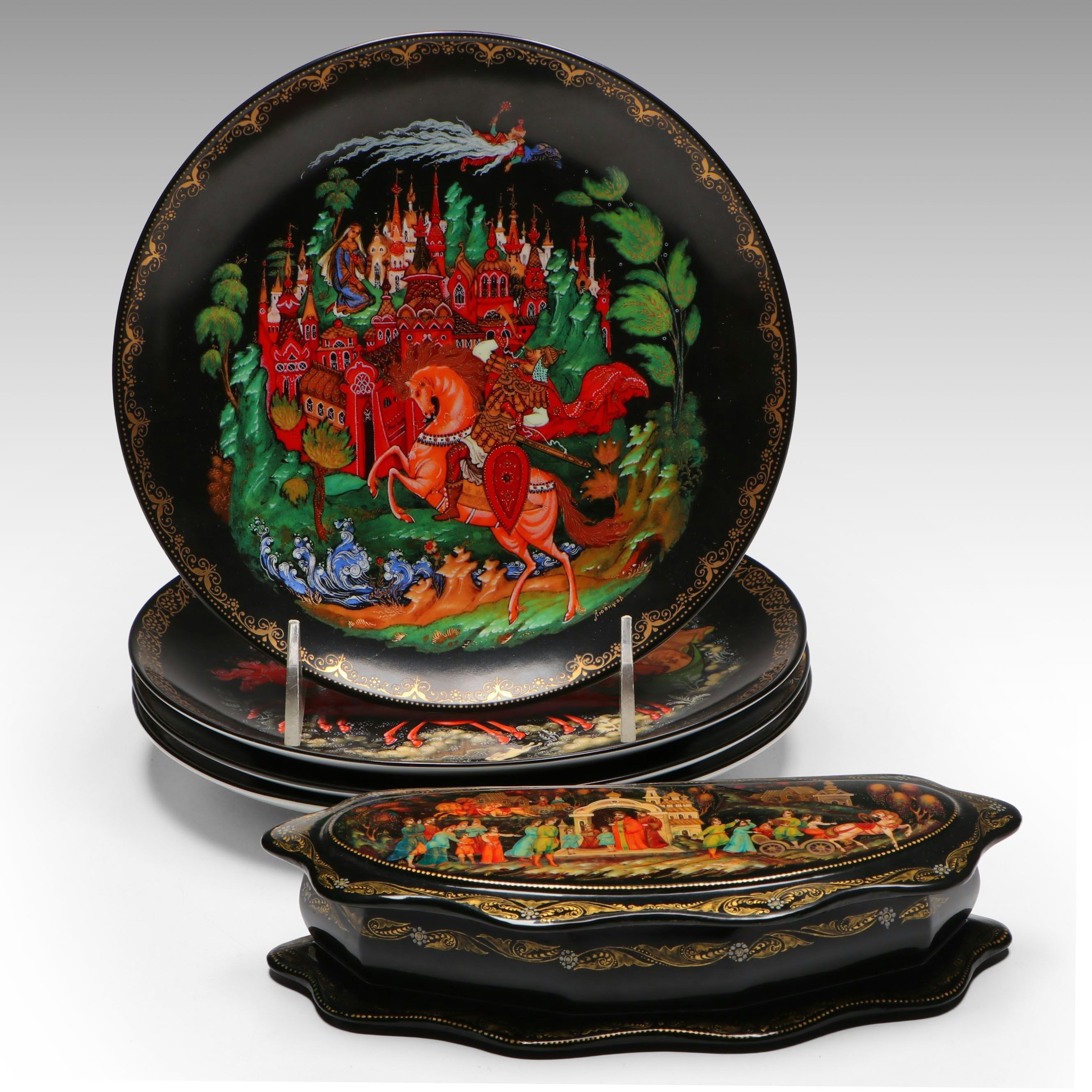 Tianex Russian Porcelain Wall Plates with Russian Lacquerware Box