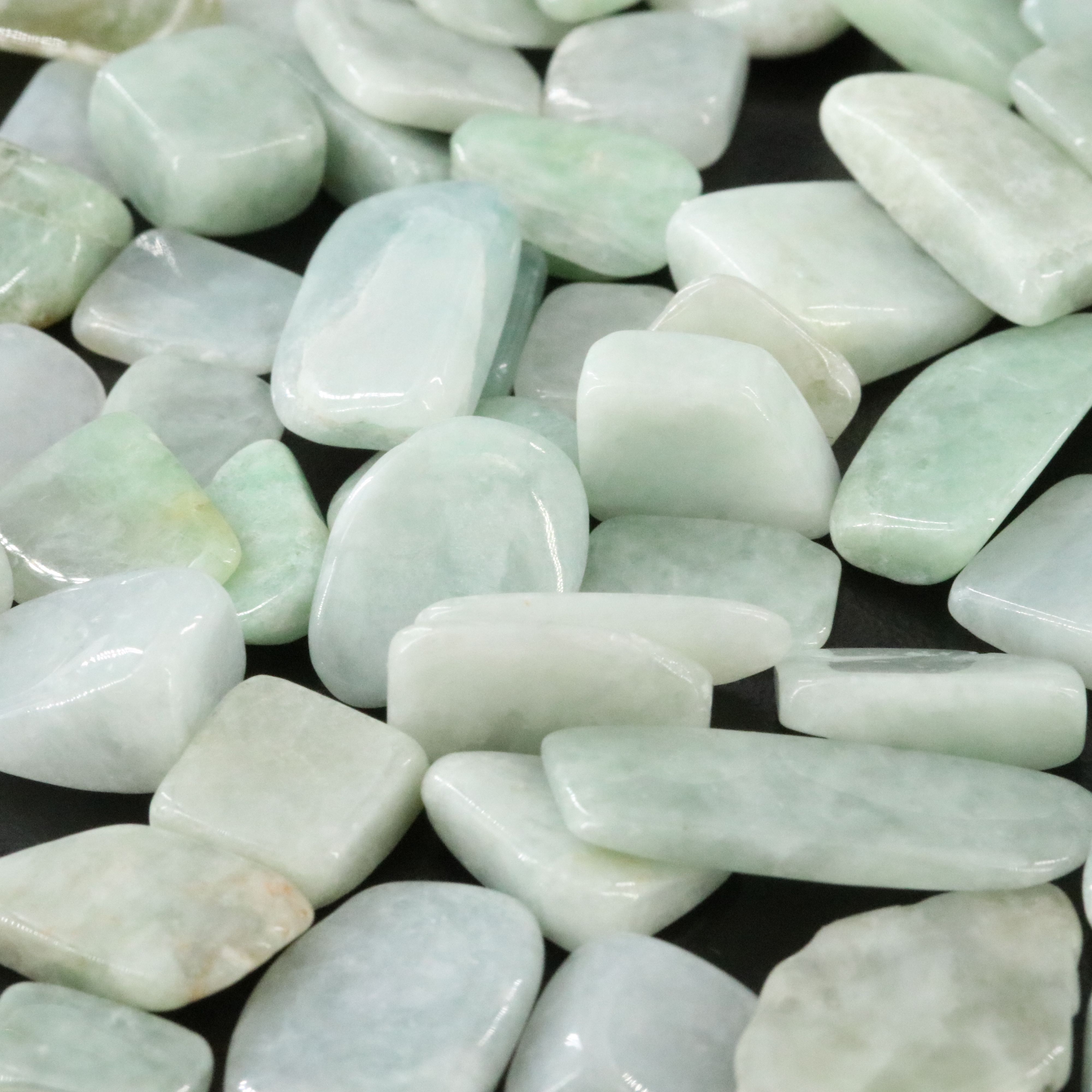 Loose 494.05 CTW Tumbled Jadeite Lot