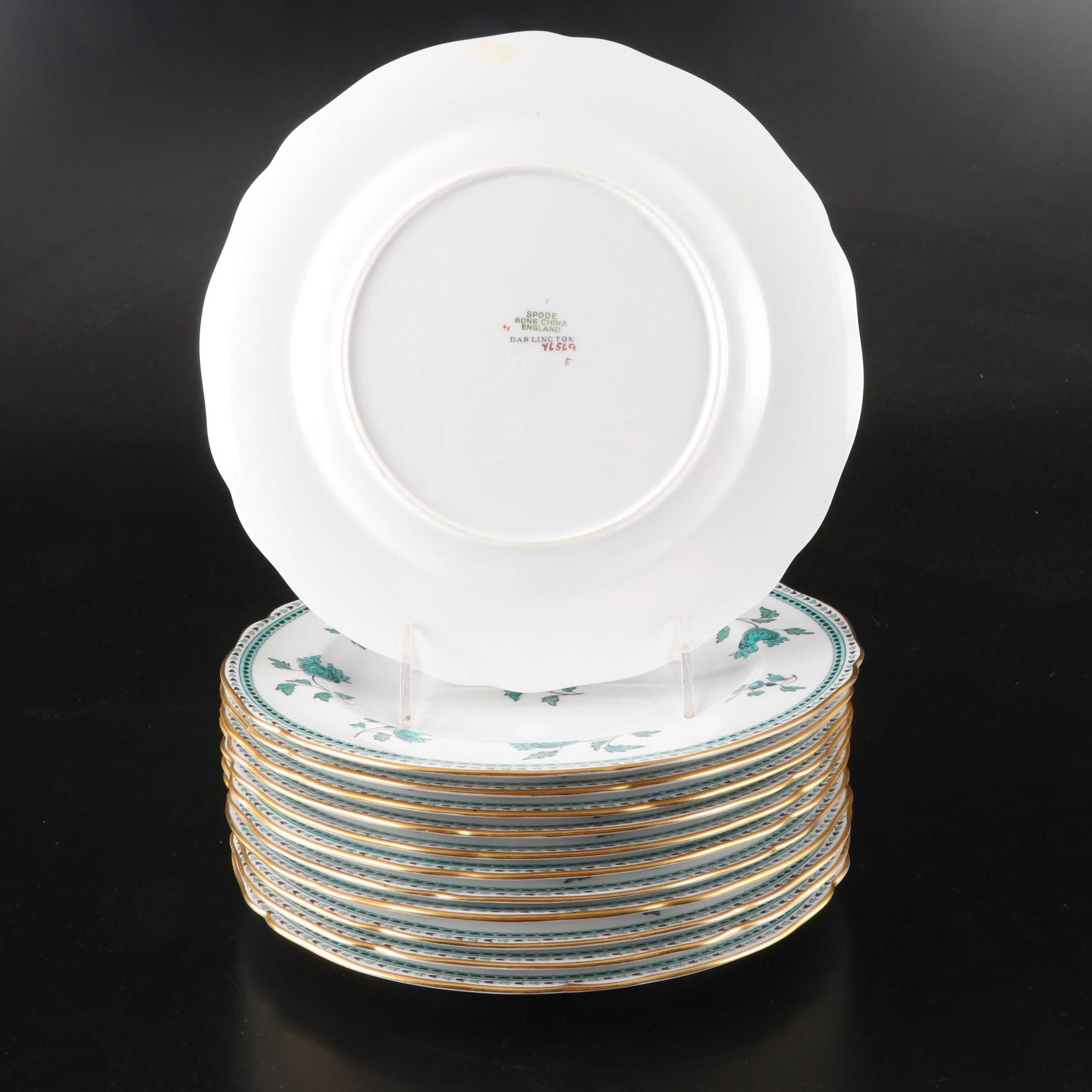 Spode "Darlington" Porcelain Luncheon Plates, Mid to Late 20th Century