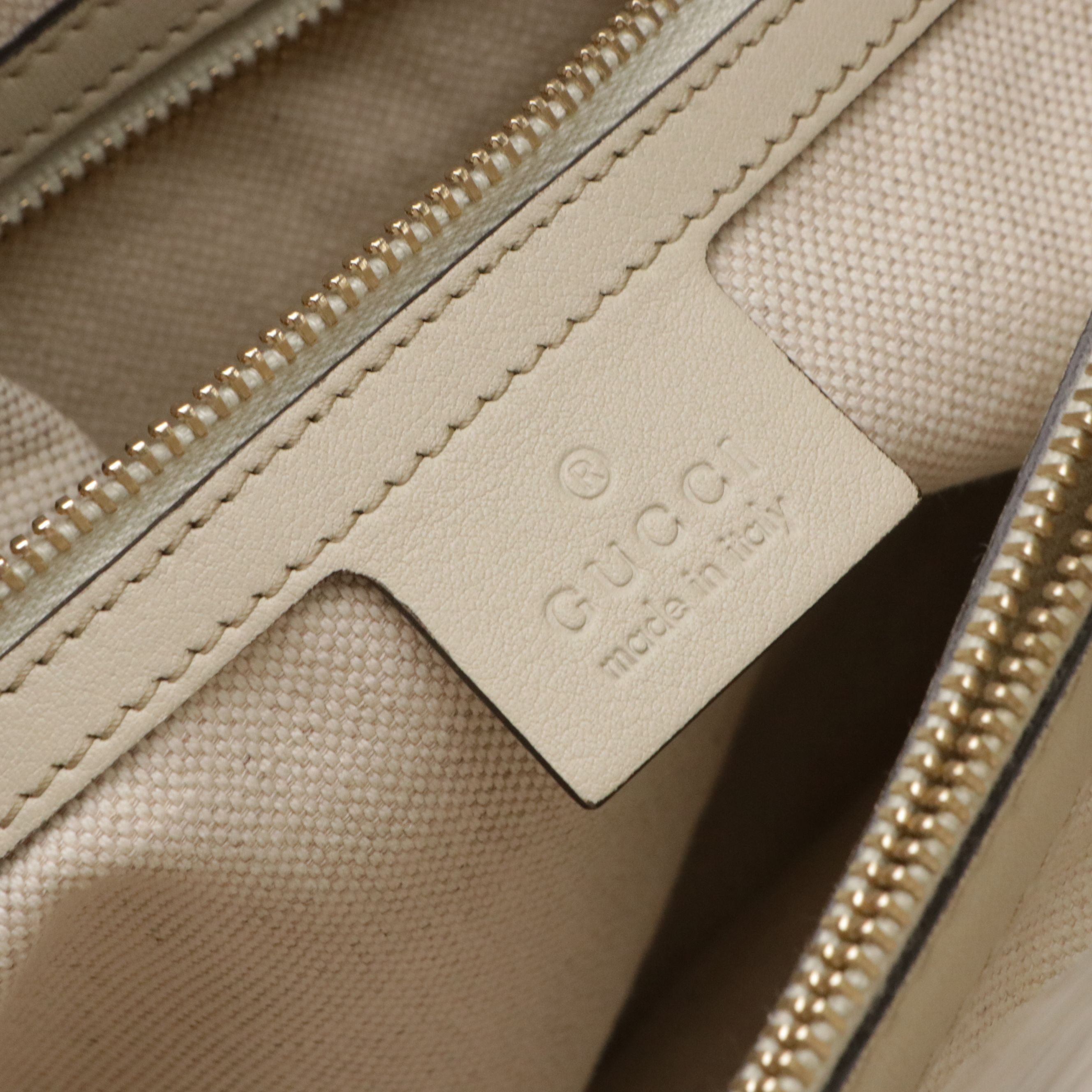 Gucci Mayfair Medium Tote Bag in Neutral Guccissima Leather
