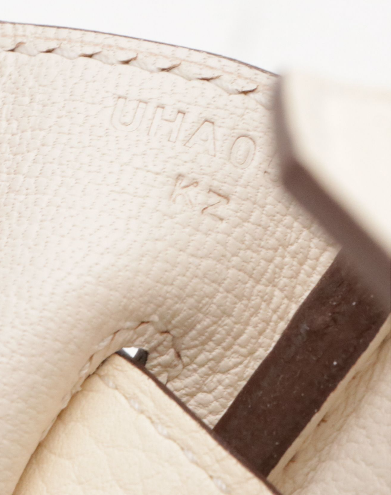 Hermès Birkin 30 Satchel in Ivory Clemence Leather with "Les Cles a Pois" Twilly