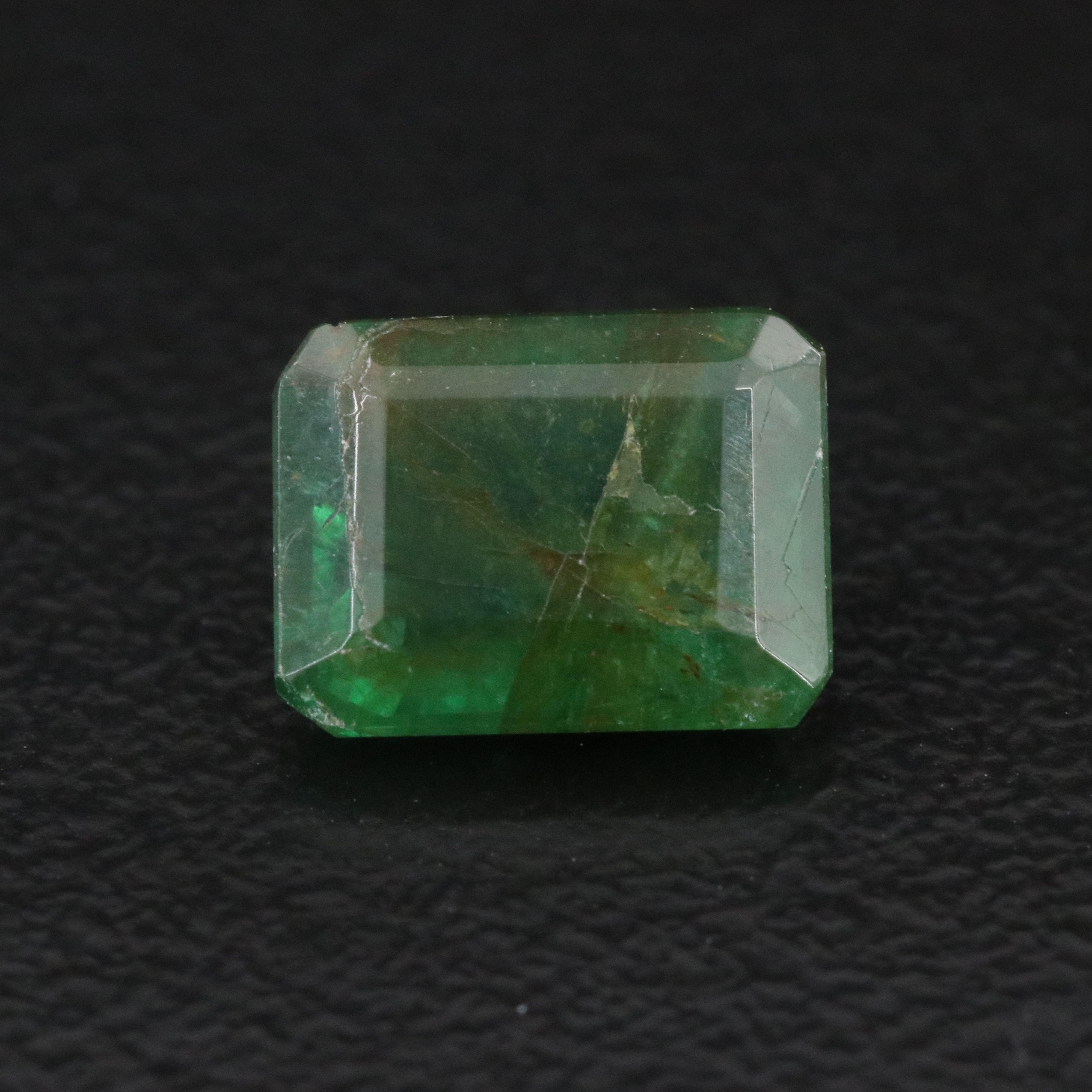 Loose 1.78 CT Emerald