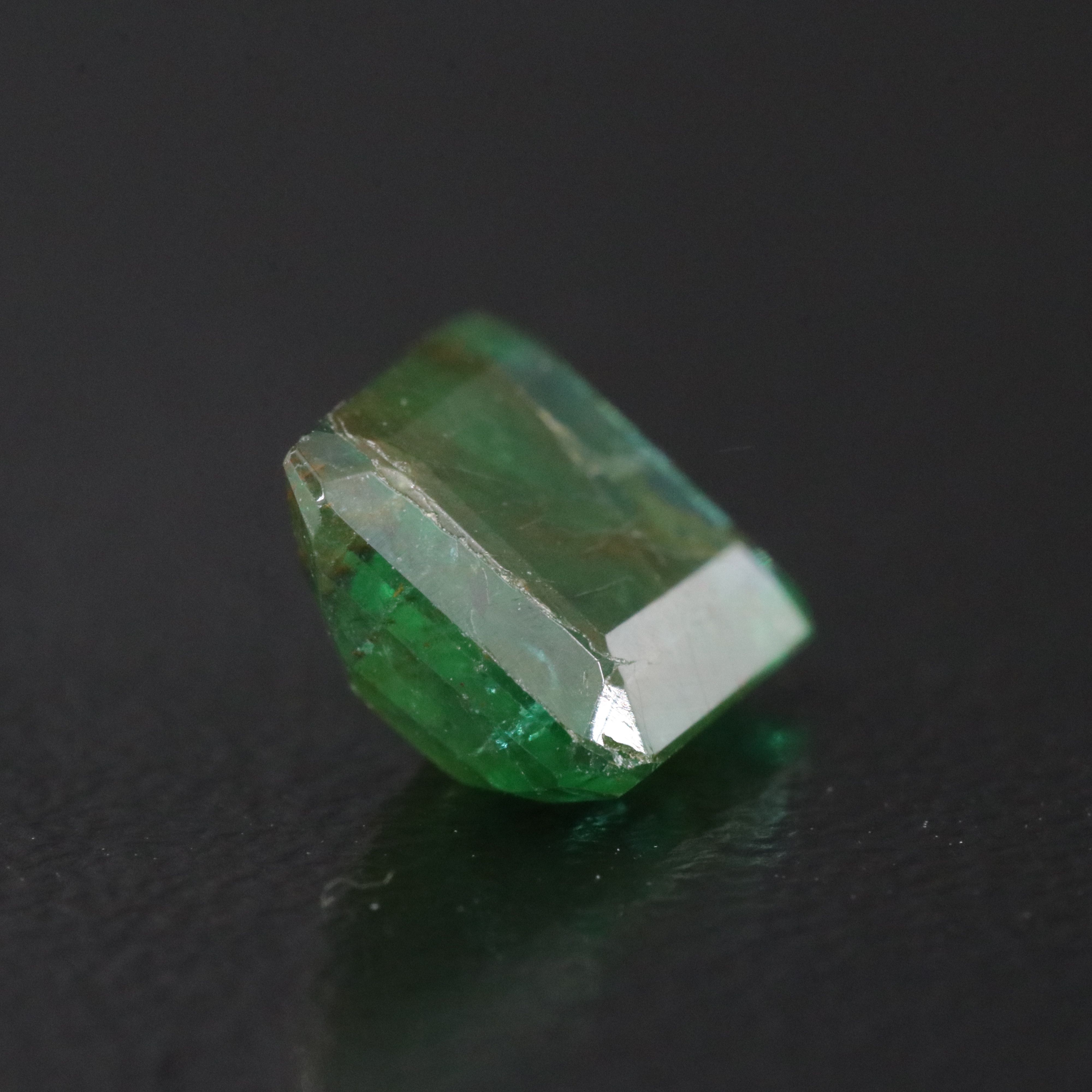Loose 1.78 CT Emerald