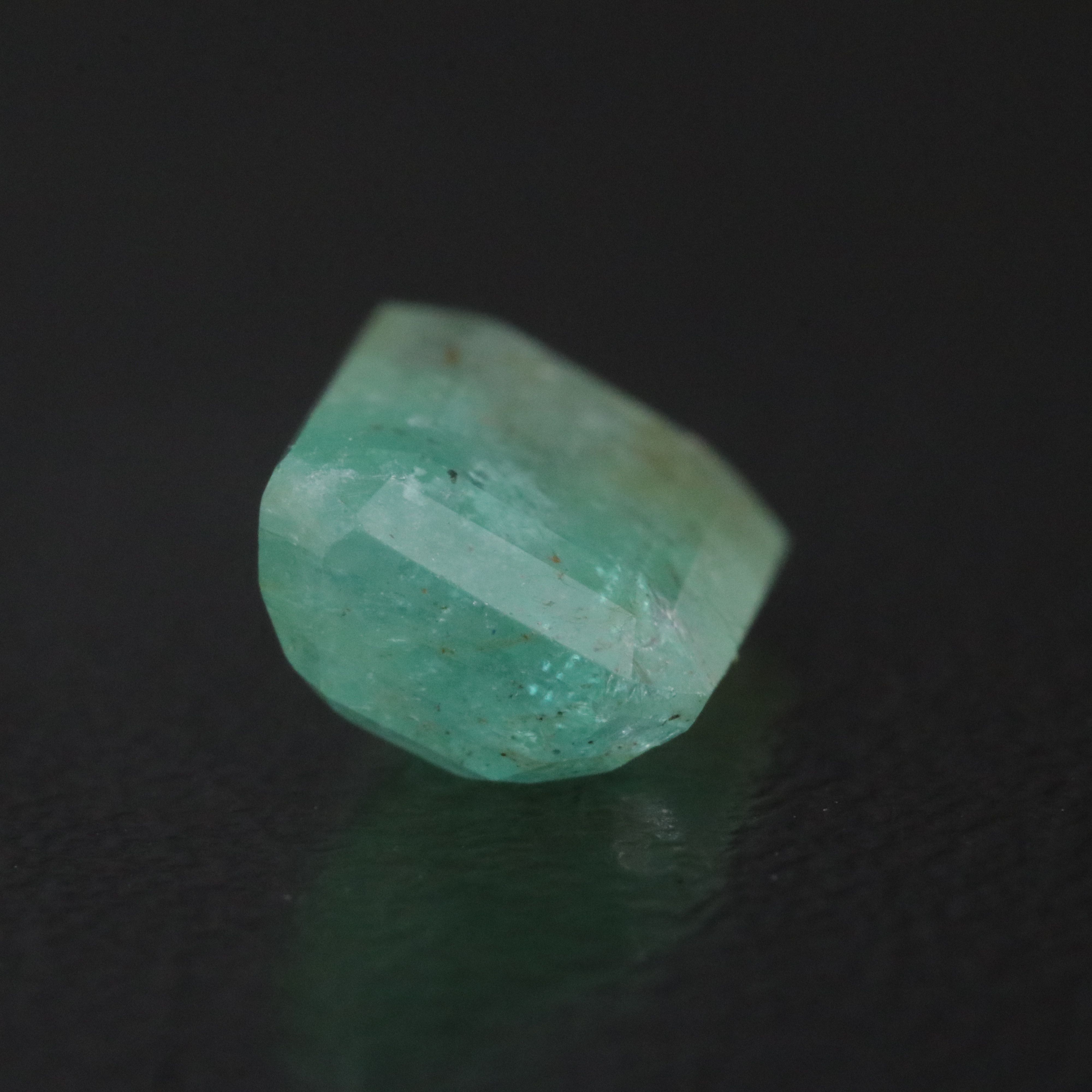 Loose 2.40 CT Emerald