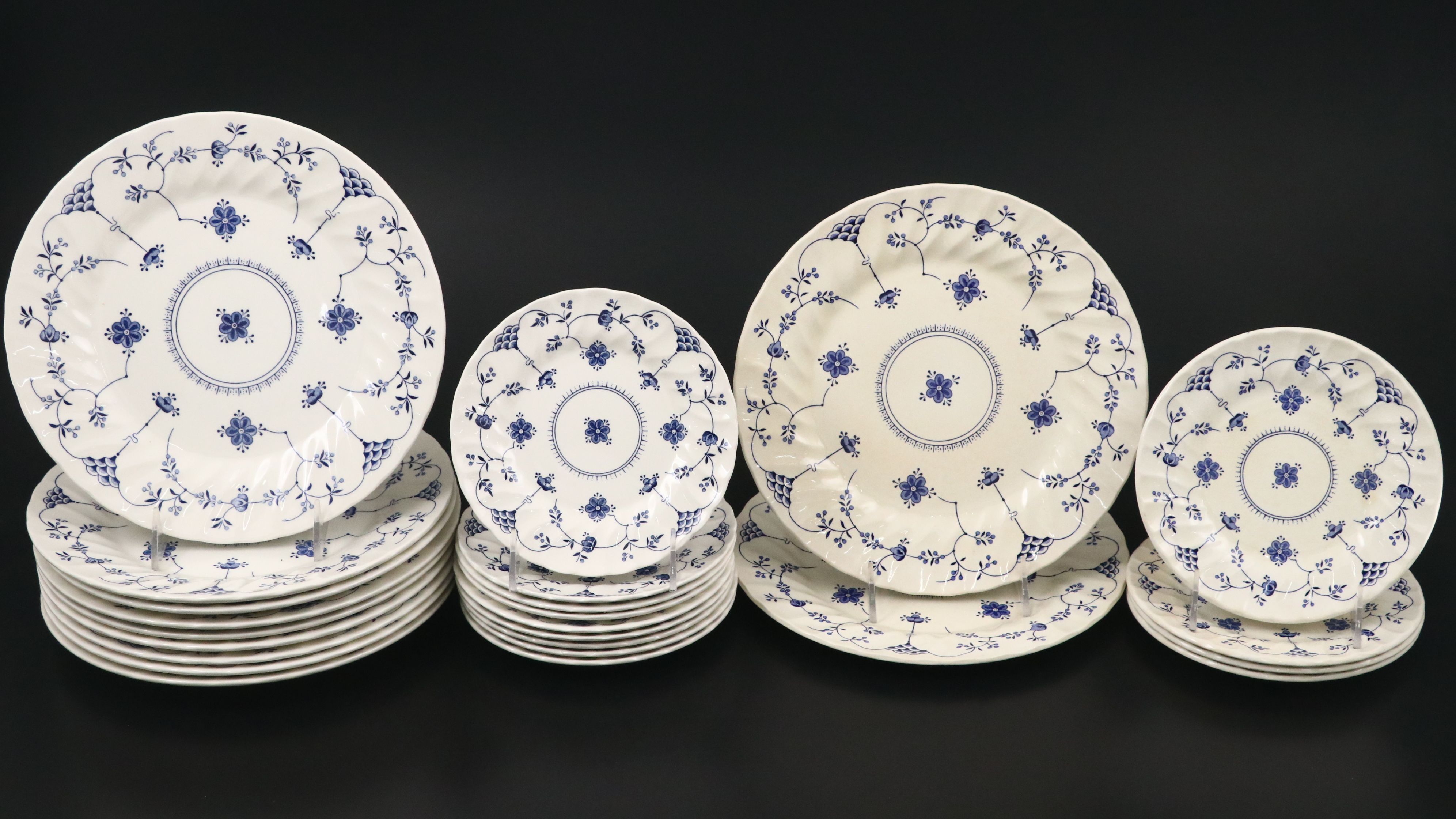 Myott "Finlandia" and Churchill "Finlandia" Porcelain Tableware