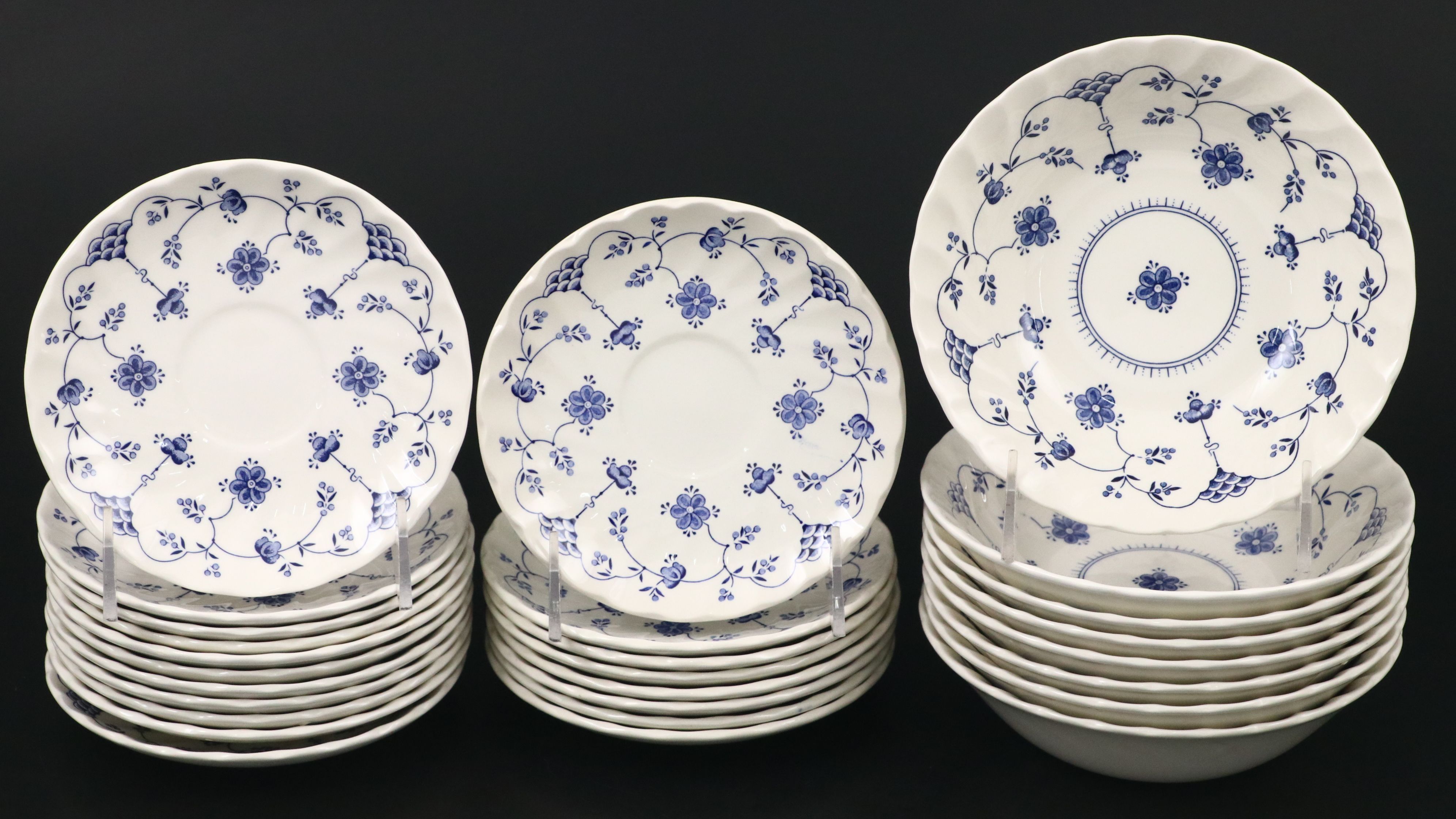 Myott "Finlandia" and Churchill "Finlandia" Porcelain Tableware