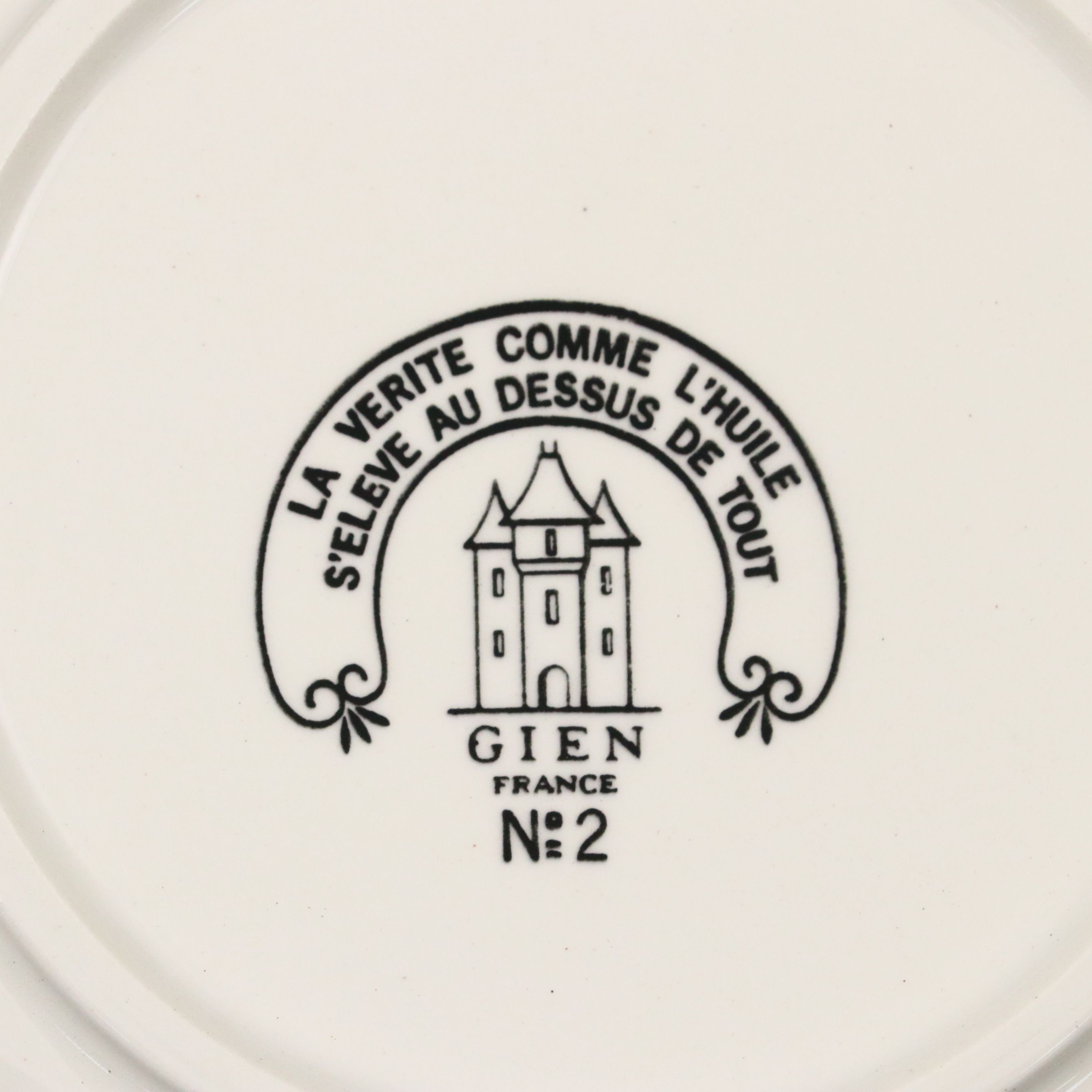 Faiencerie De Gien "Rebus Picture Puzzles" Black Transferware Plates