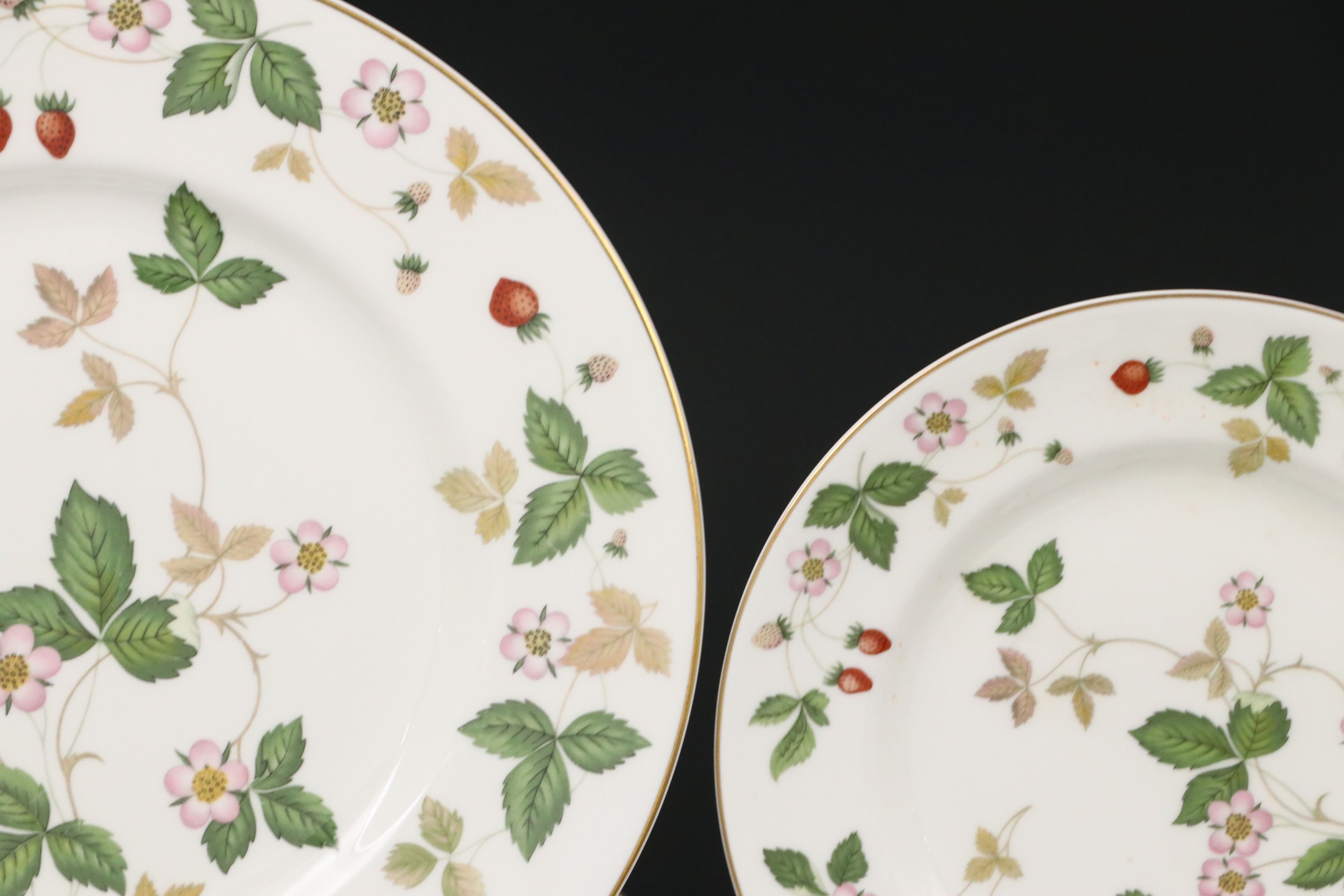 Wedgwood "Wild Strawberry" Porcelain Tableware