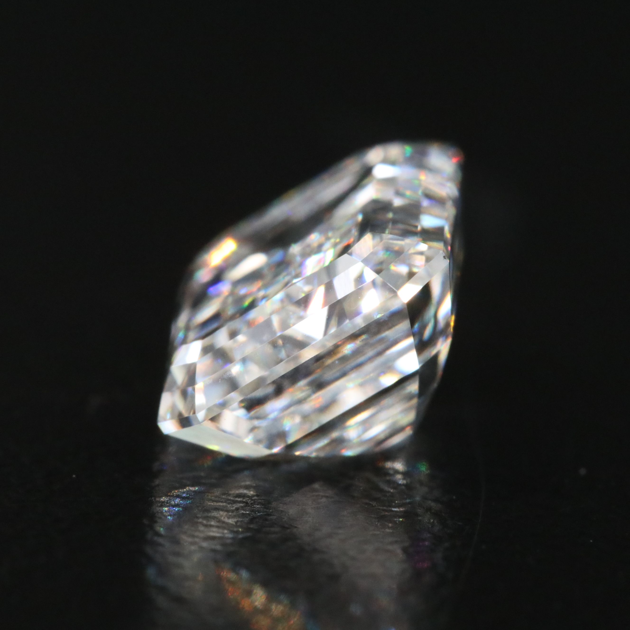 Loose 4.09 CT Lab Grown Diamond with IGI Report