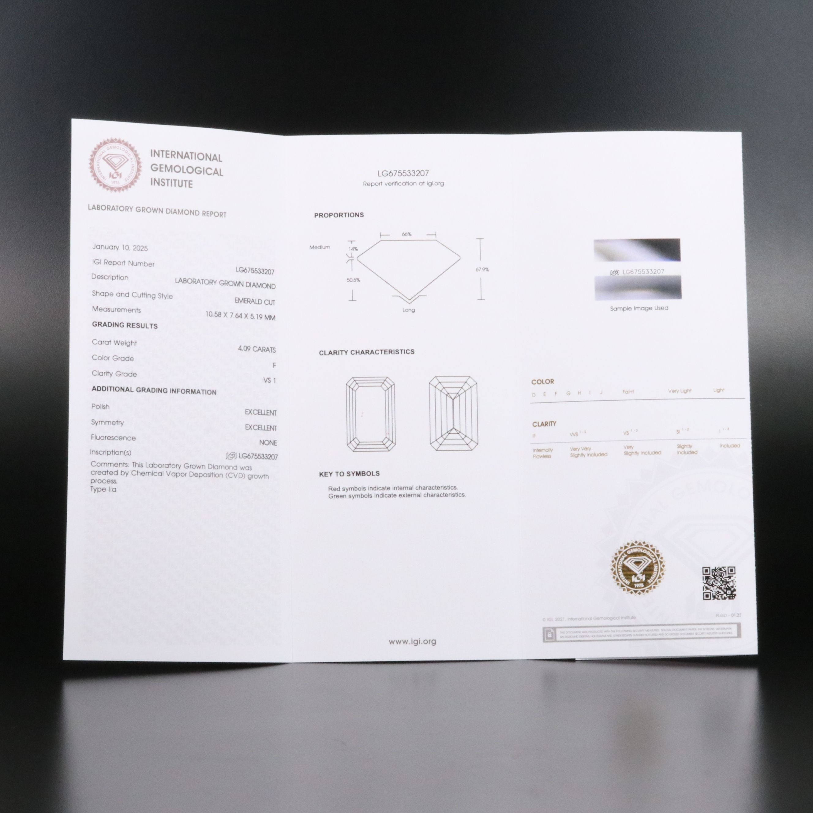 Loose 4.09 CT Lab Grown Diamond with IGI Report