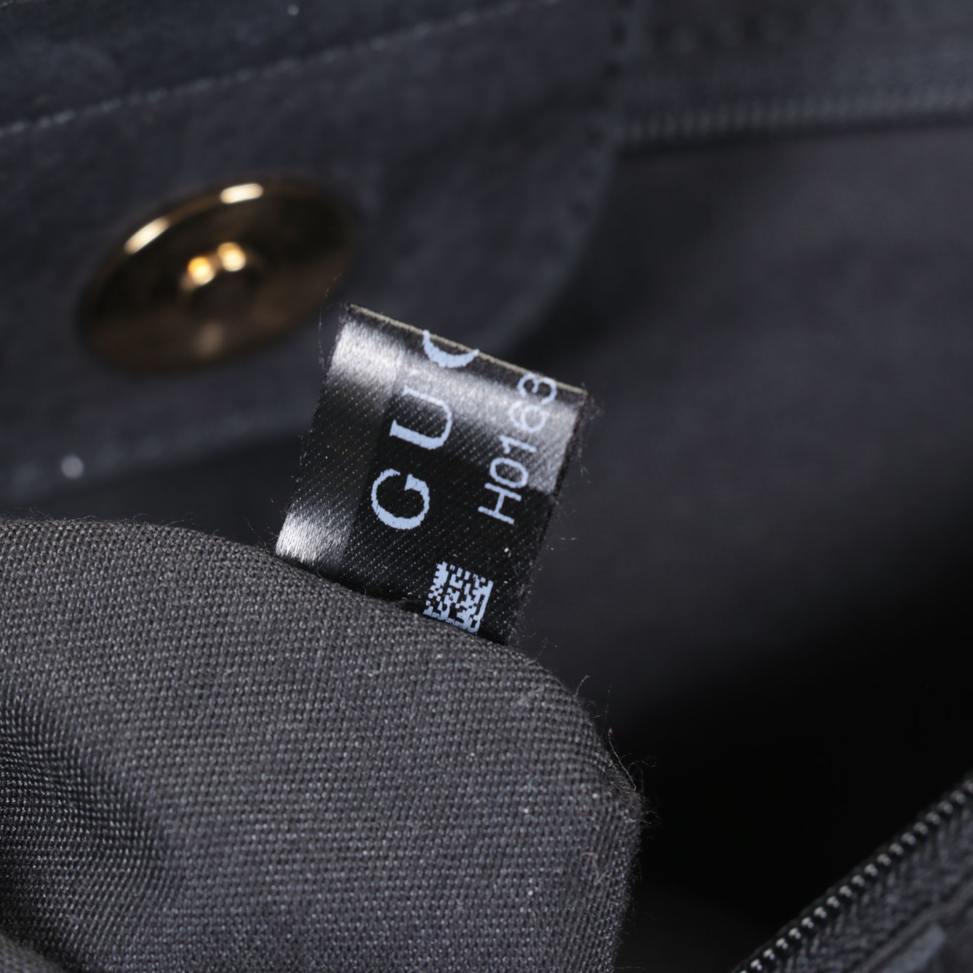 Gucci GG Medium Running Tote in Black Suede