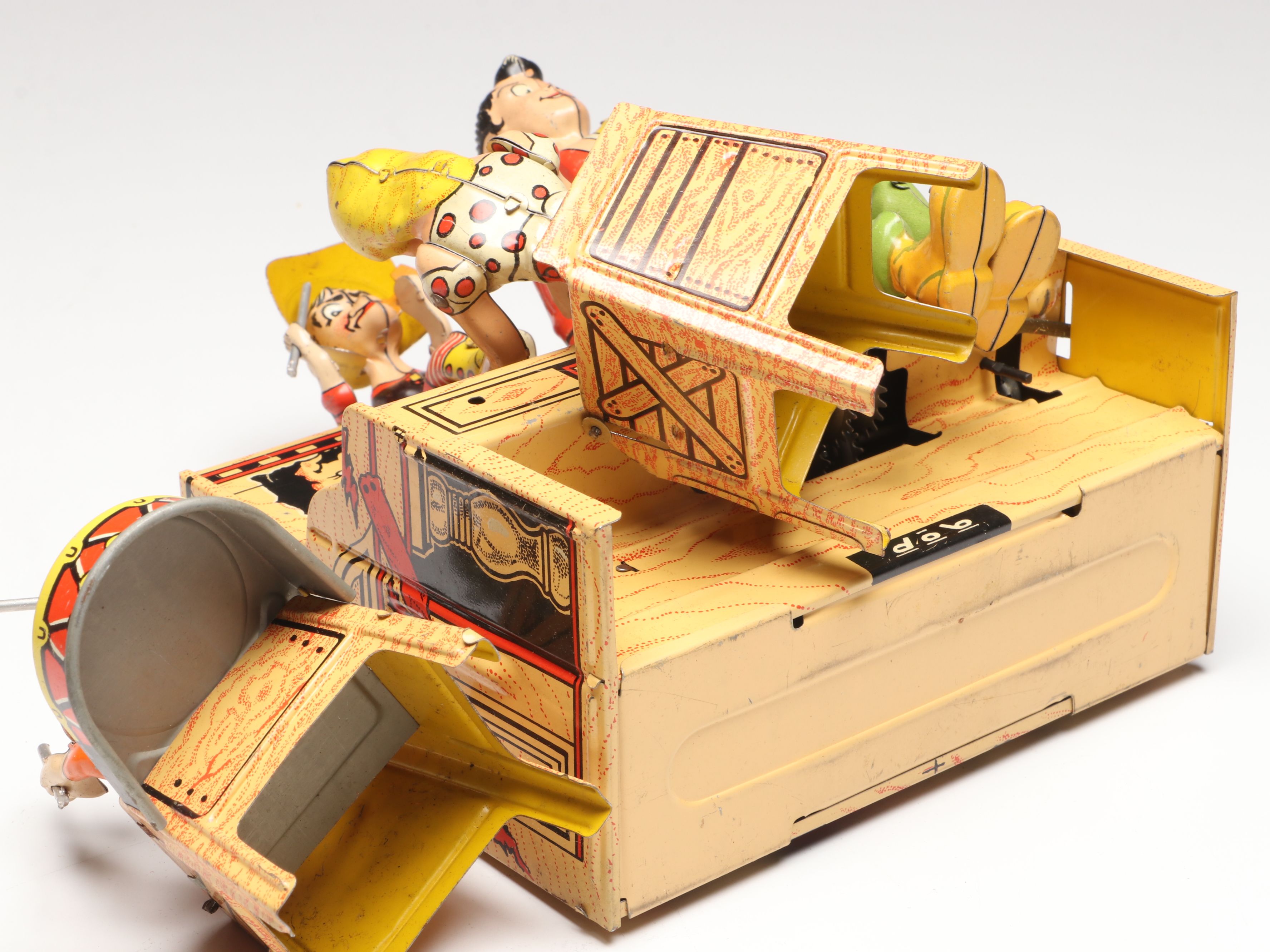 Unique Art Mfg. Co. "Li'l Abner and His Dogpatch Band" Wind-Up Toy, Circa 1945