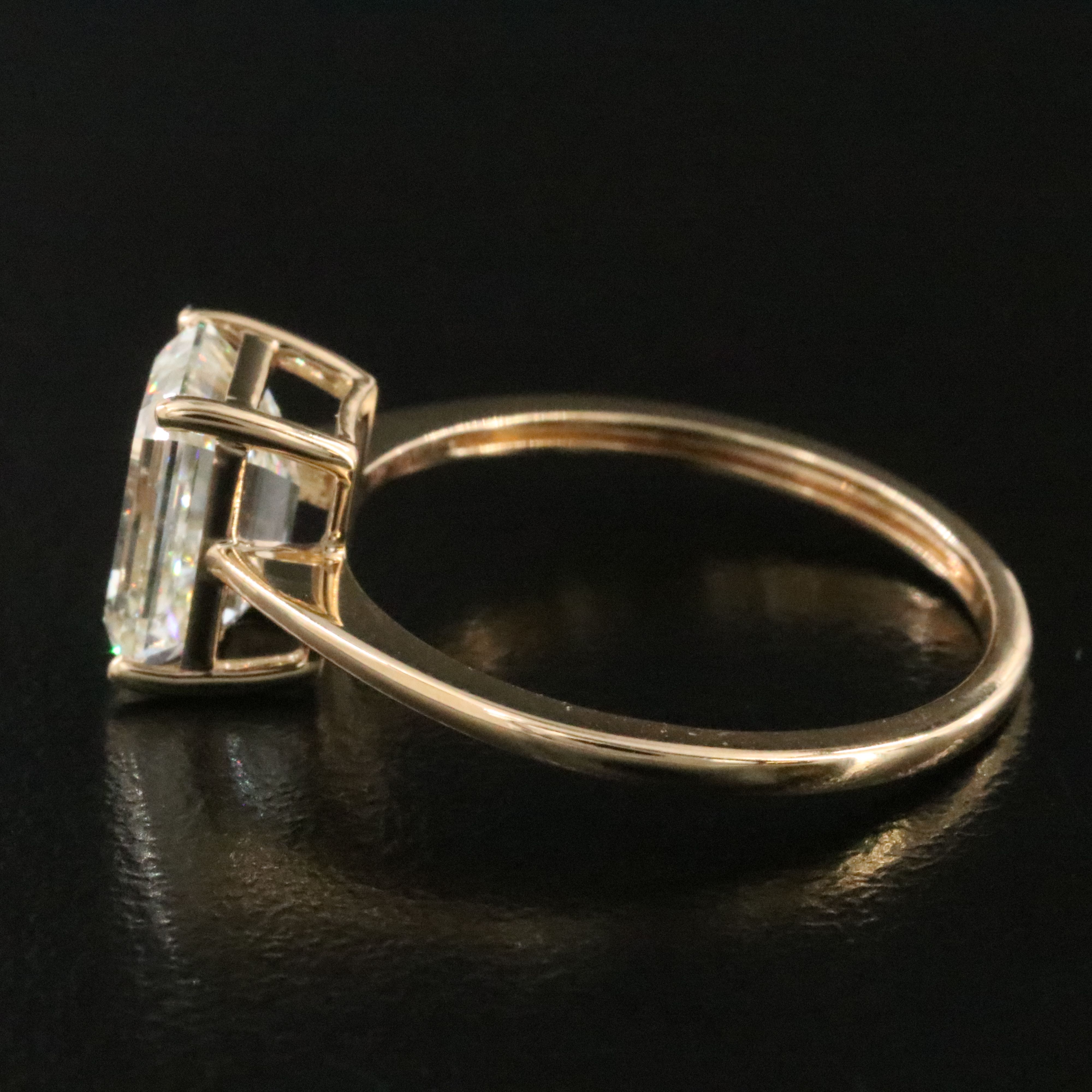 18K 2.00 CT Diamond Solitaire Ring