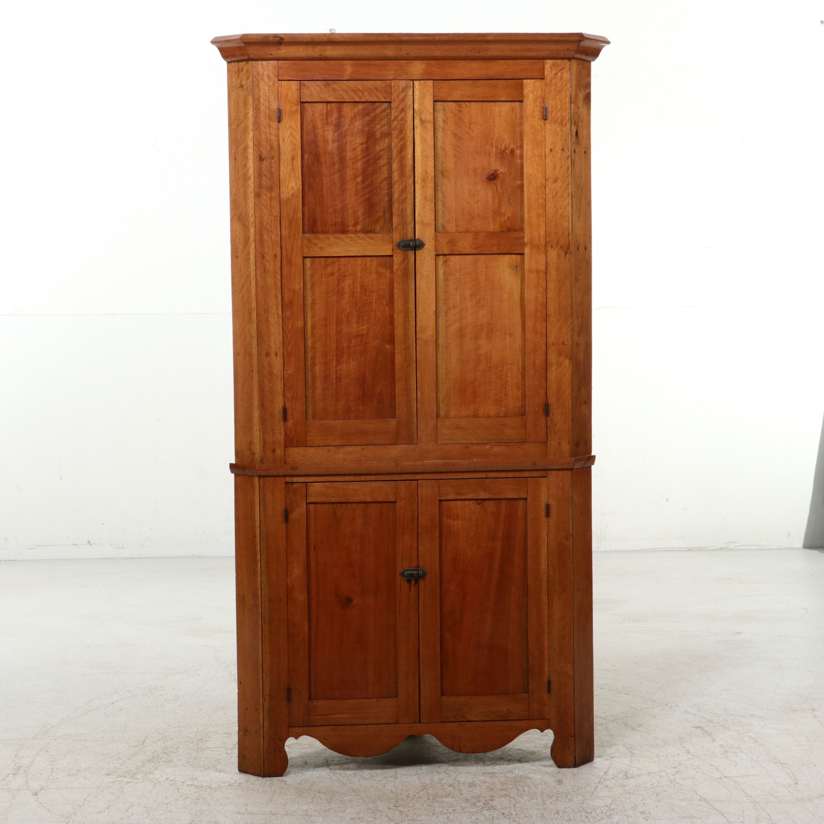 American Primitive Walnut Corner Cabinet, Mid to Late 19th Century